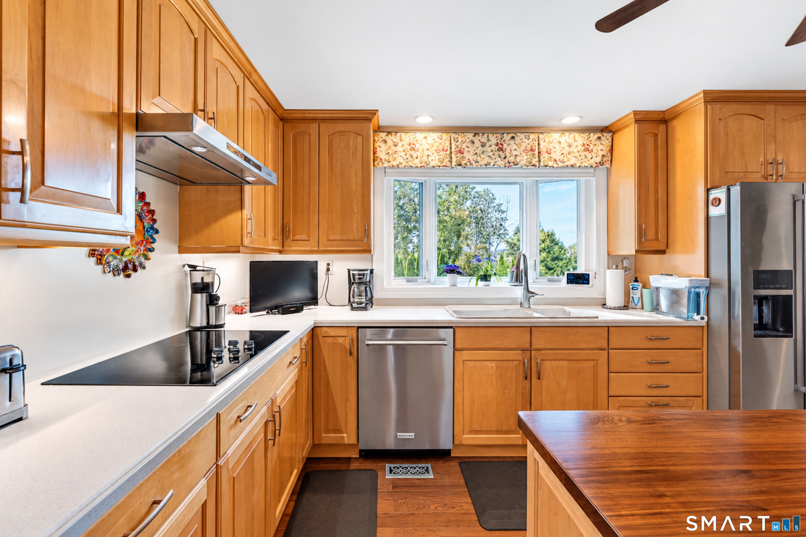 142 Lexington Drive photo 15