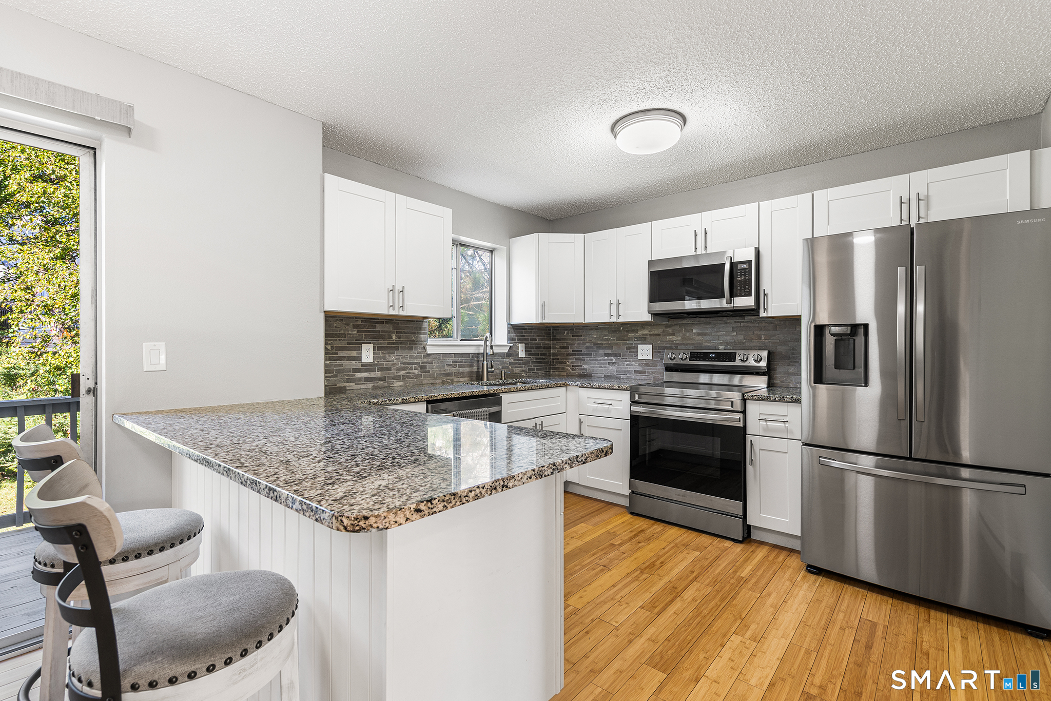 Photo 3 of Townhouse for sale at 925 Oronoke Rd #26G, Waterbury, CT 06708 | MLS# 24202878 | Listing updated on 2026-09-23