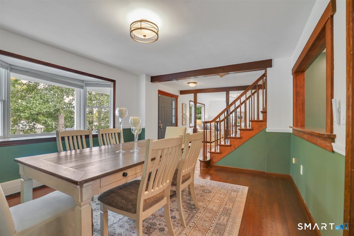 186 Alps Road photo 11