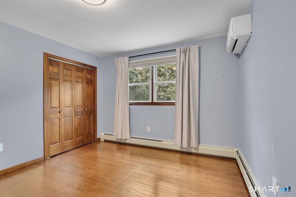 186 Alps Road photo 21