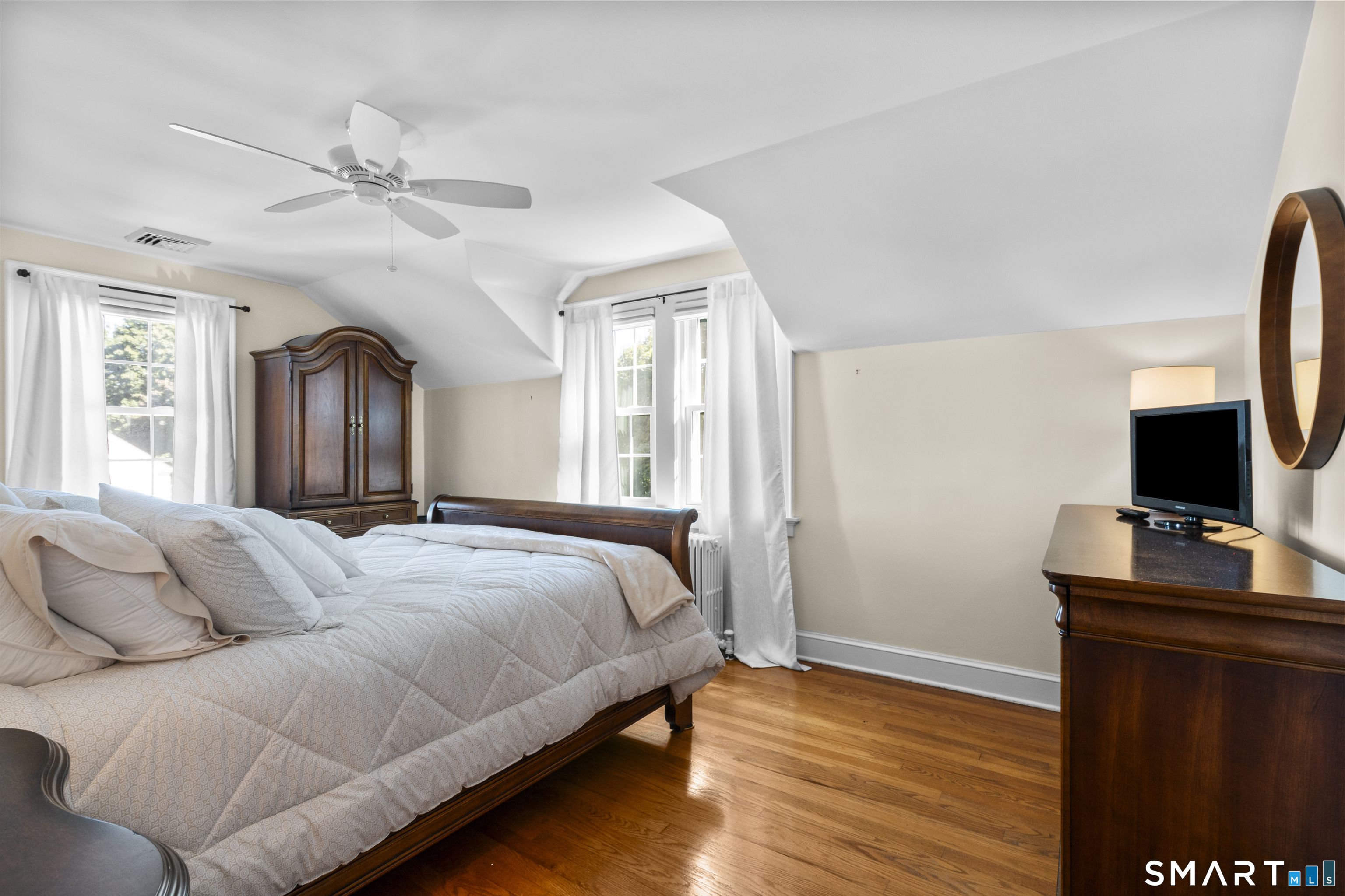 24 Herschel Avenue photo 20