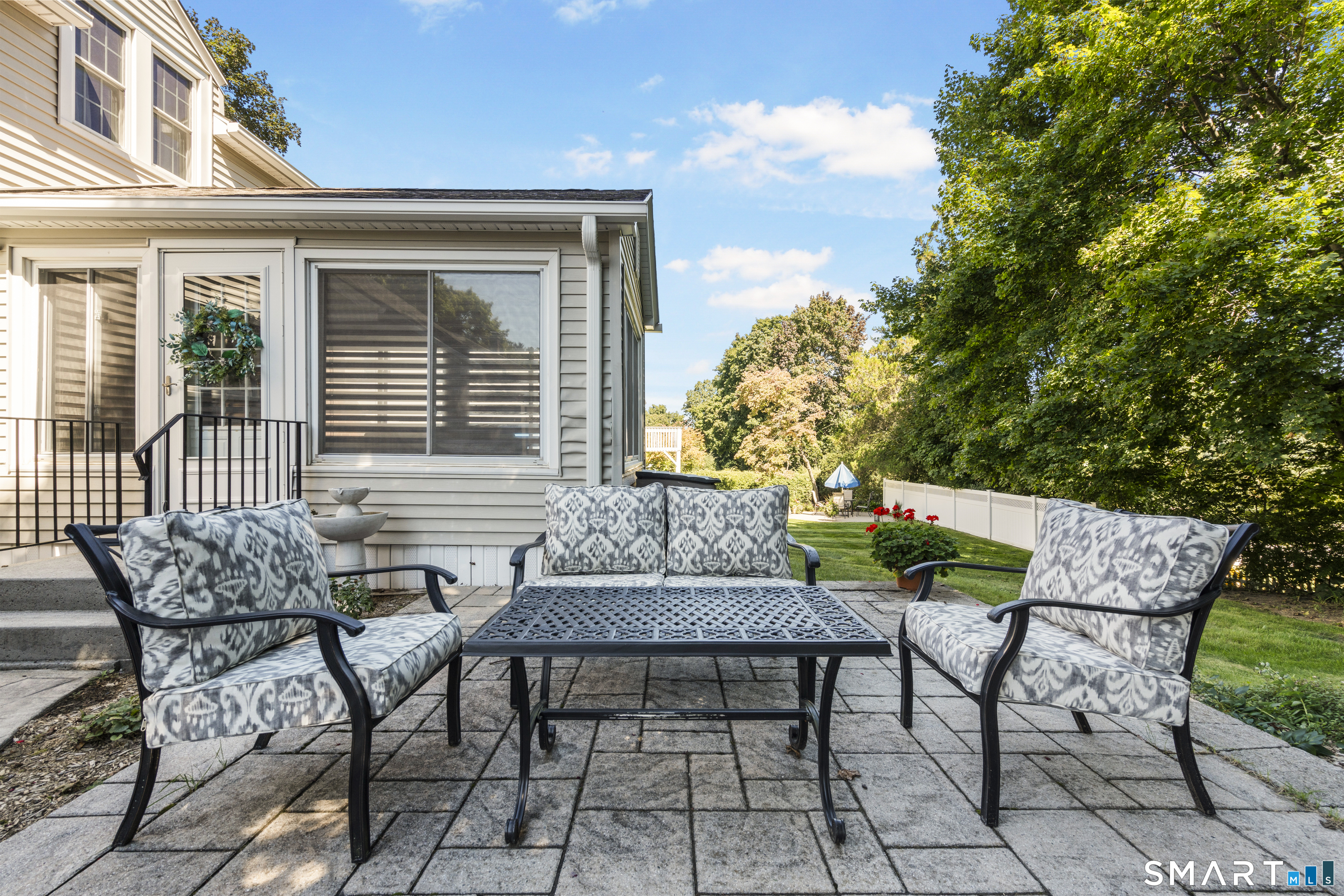 24 Herschel Avenue photo 30