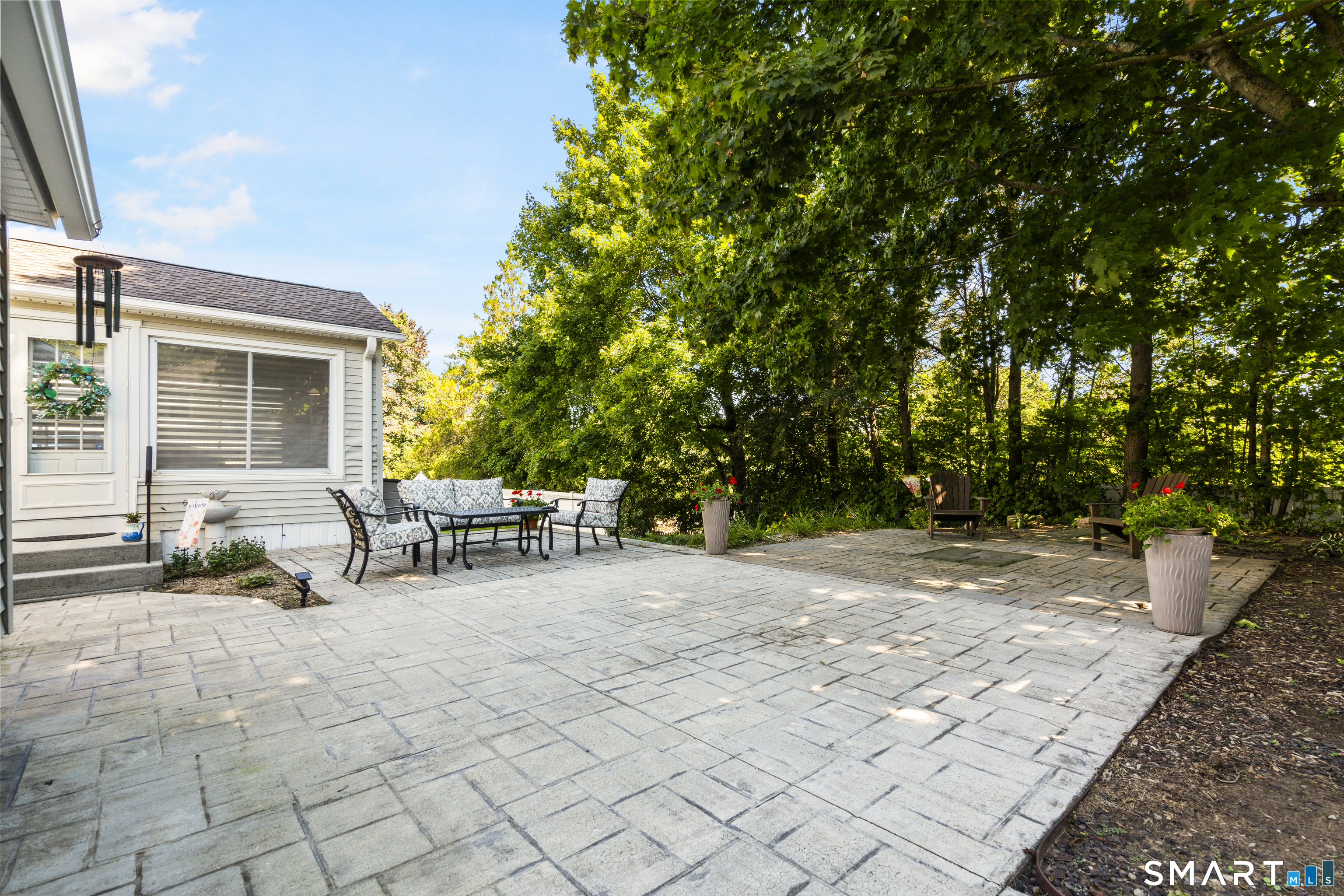 24 Herschel Avenue photo 31