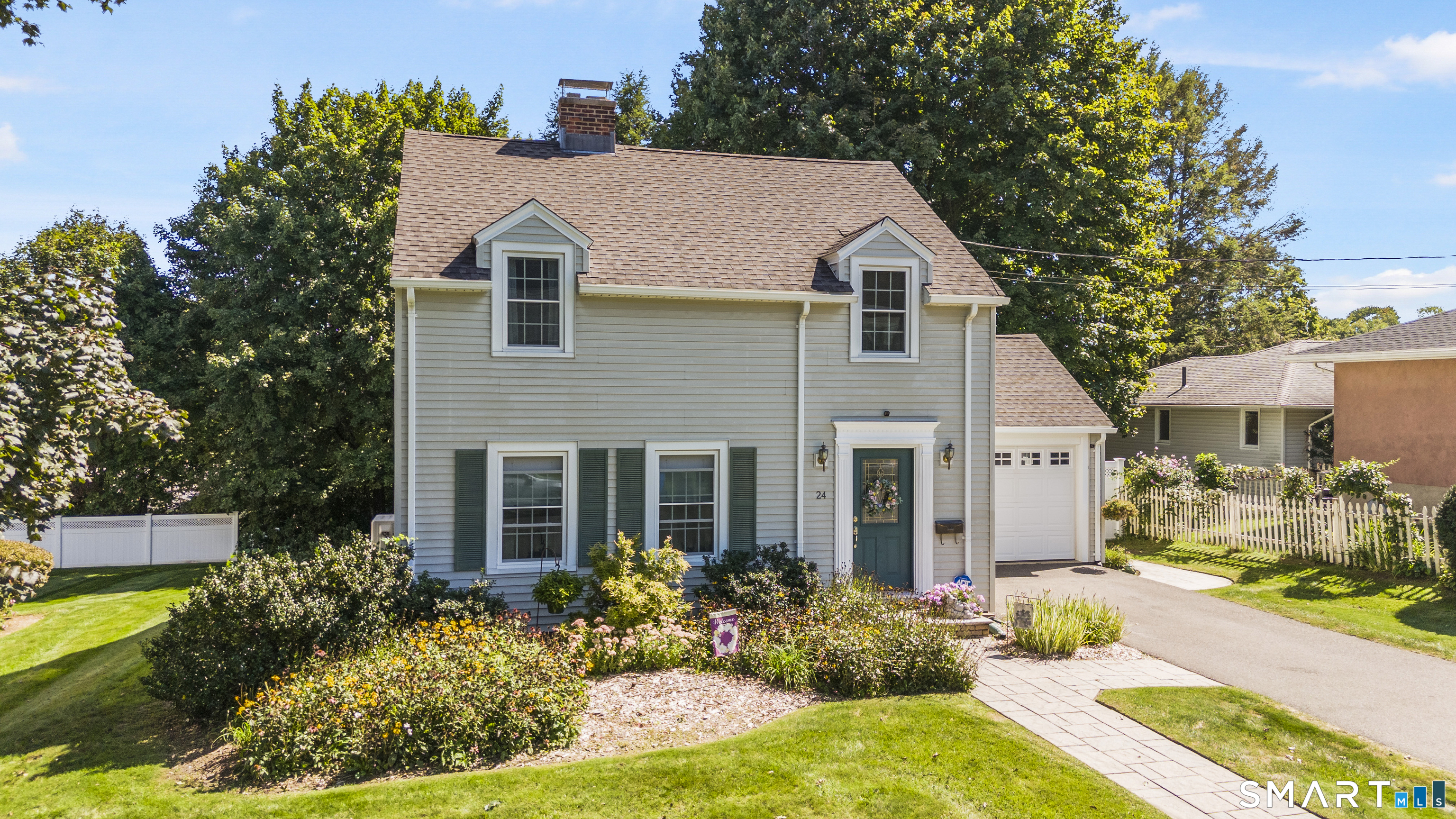24 Herschel Avenue