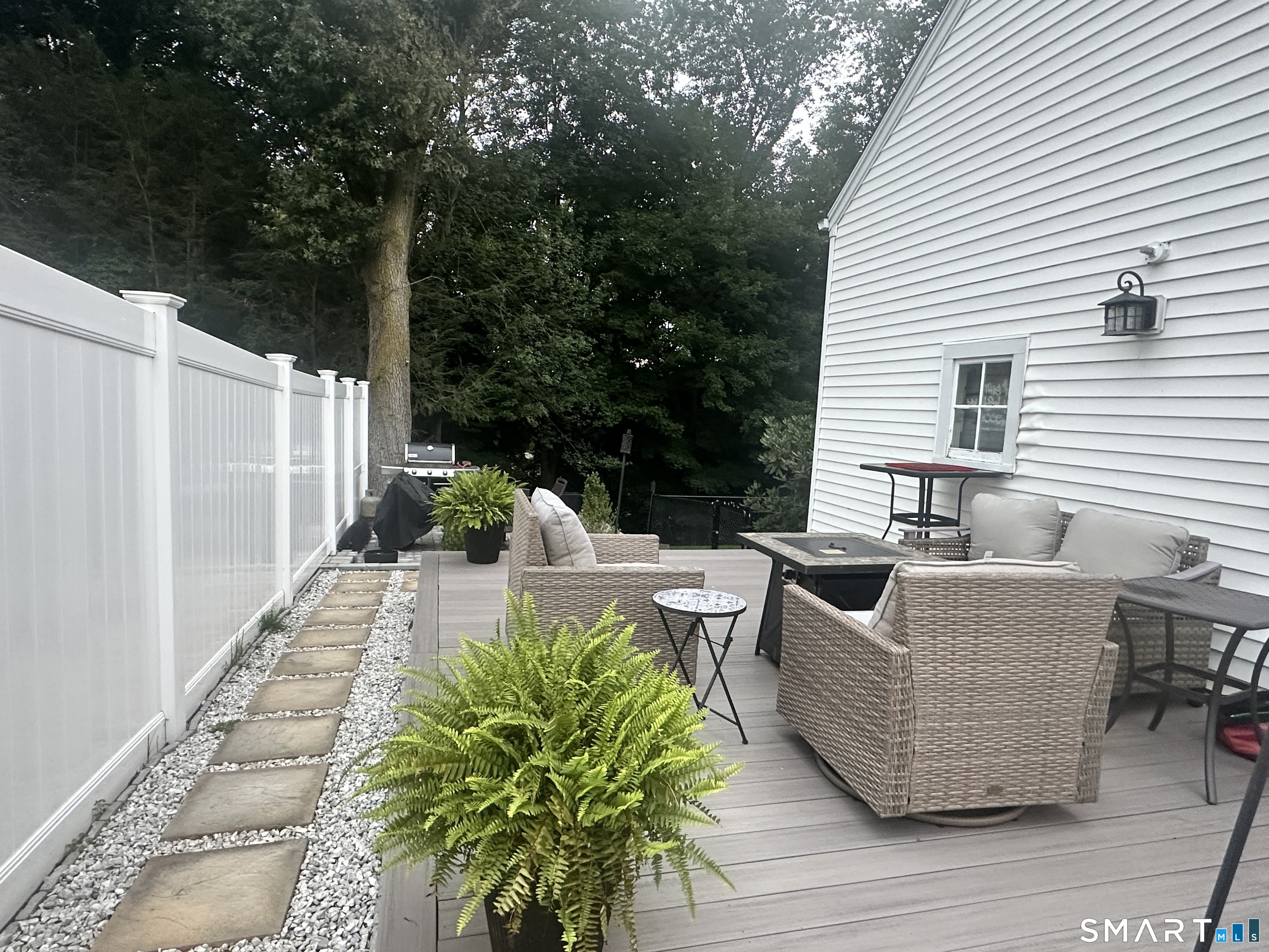 32 Hilltop Terrace photo 3