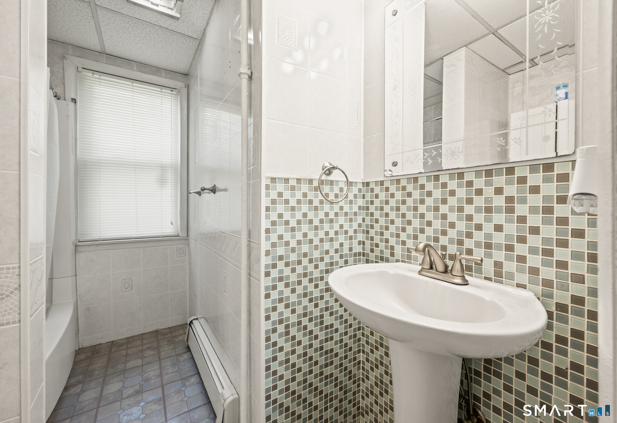 160 Edson Avenue photo 15