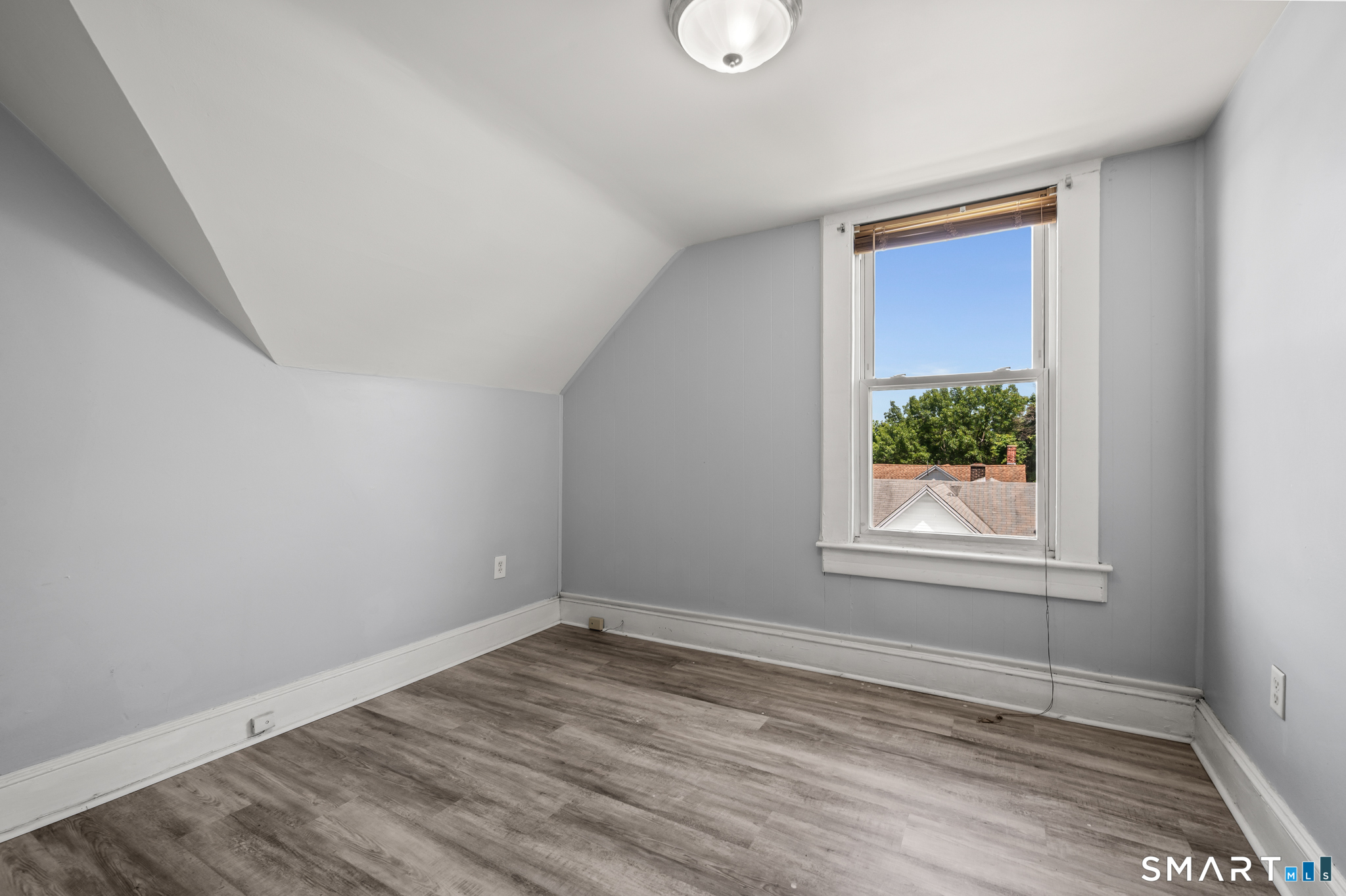 160 Edson Avenue photo 37
