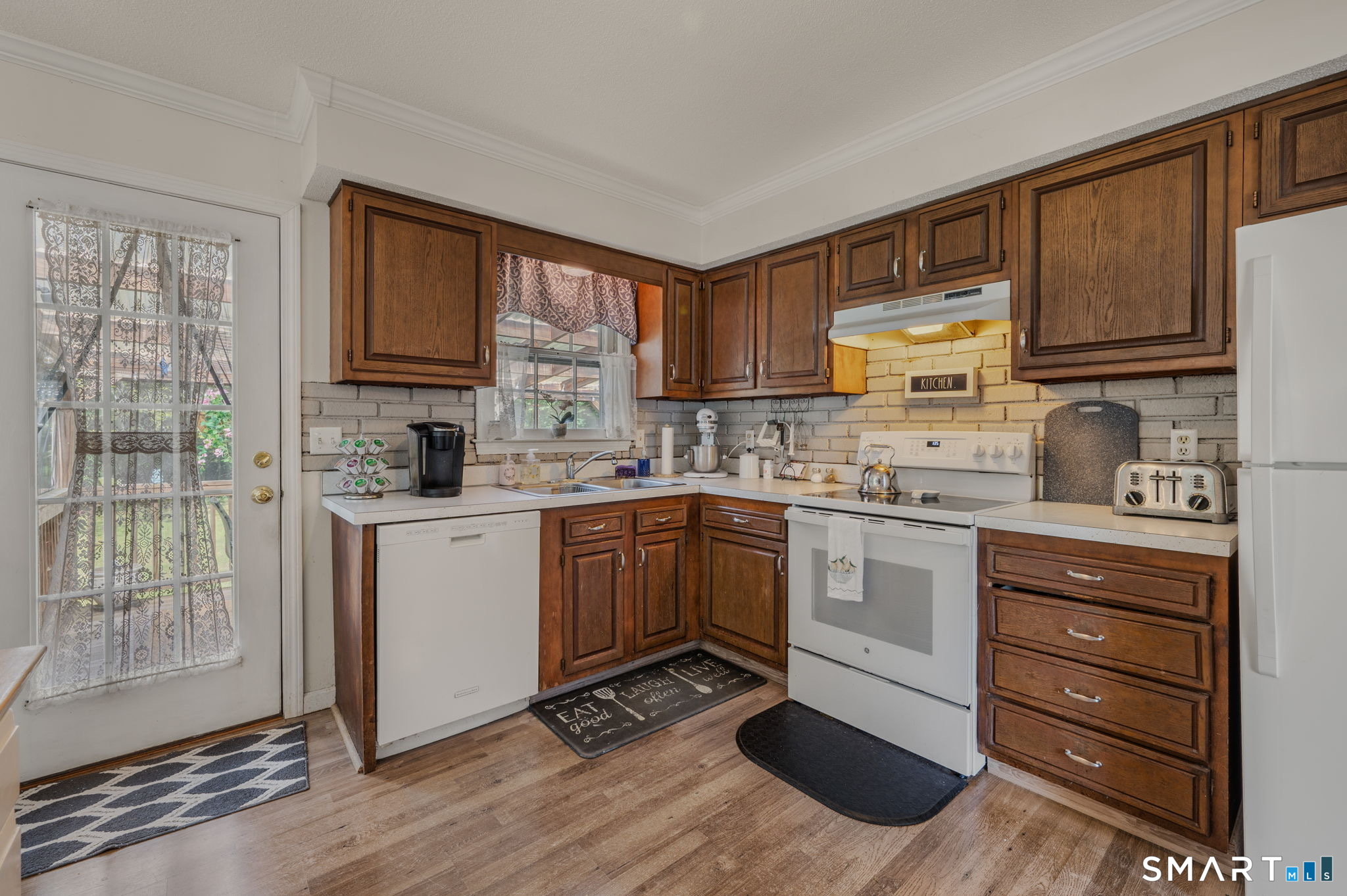 27 Beechwood Drive, Winthrop, Deep River, CT 06417