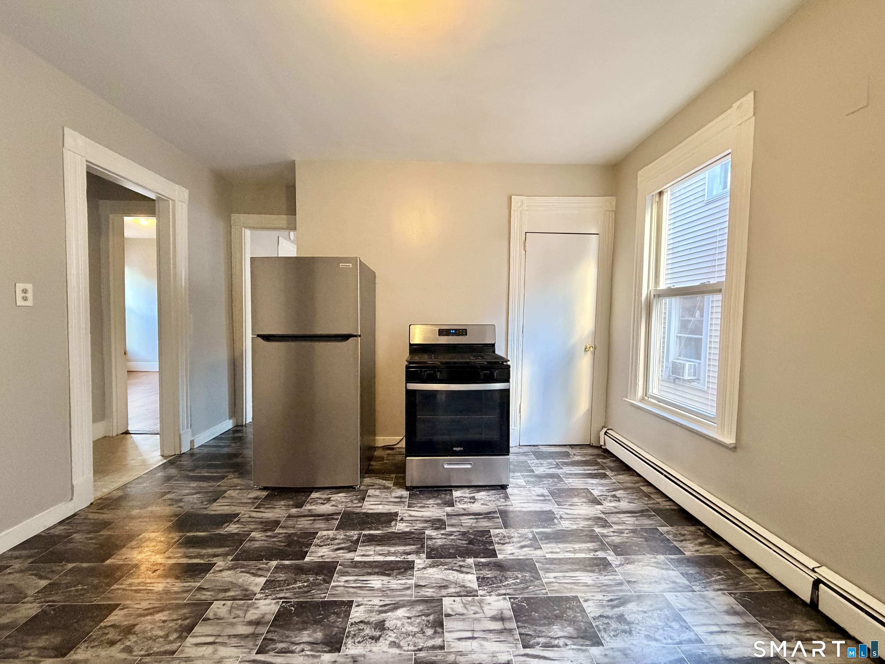 442 Poplar Street Unit #2 photo 2