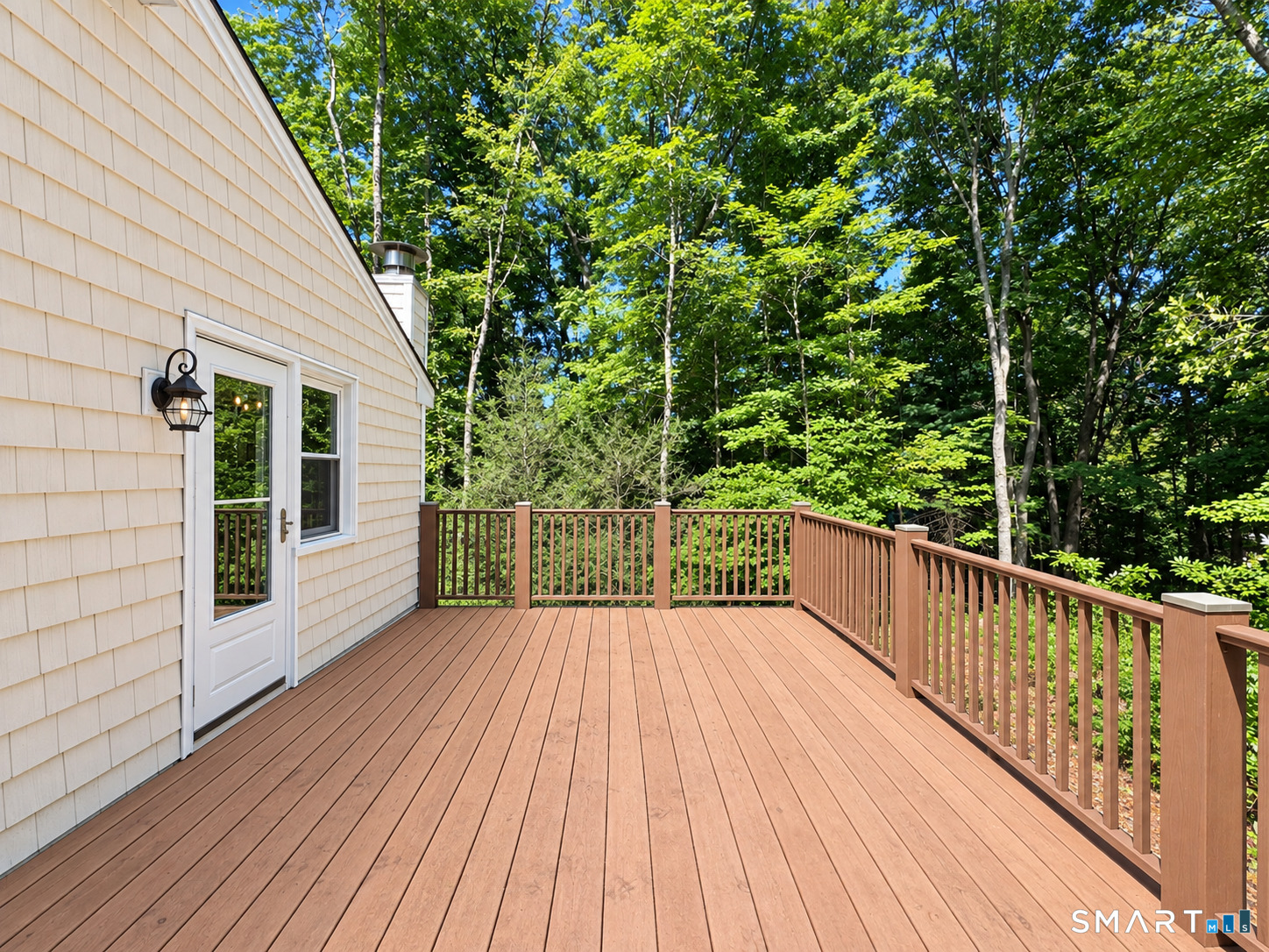 Foto 6 de Renta en 22 Peaceable Street #A, Redding, CT — $3,000/mes