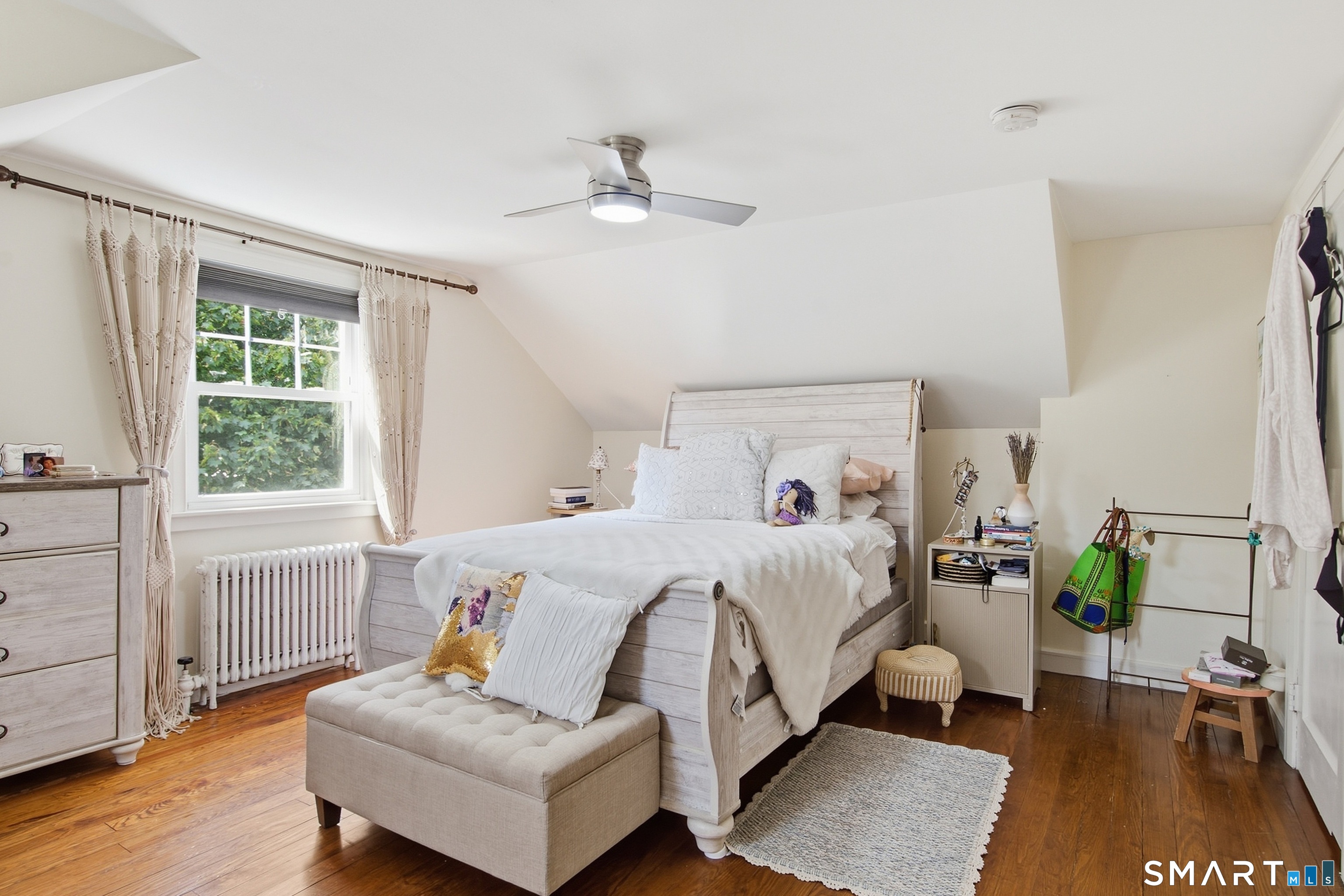 68 Beverly Road photo 10