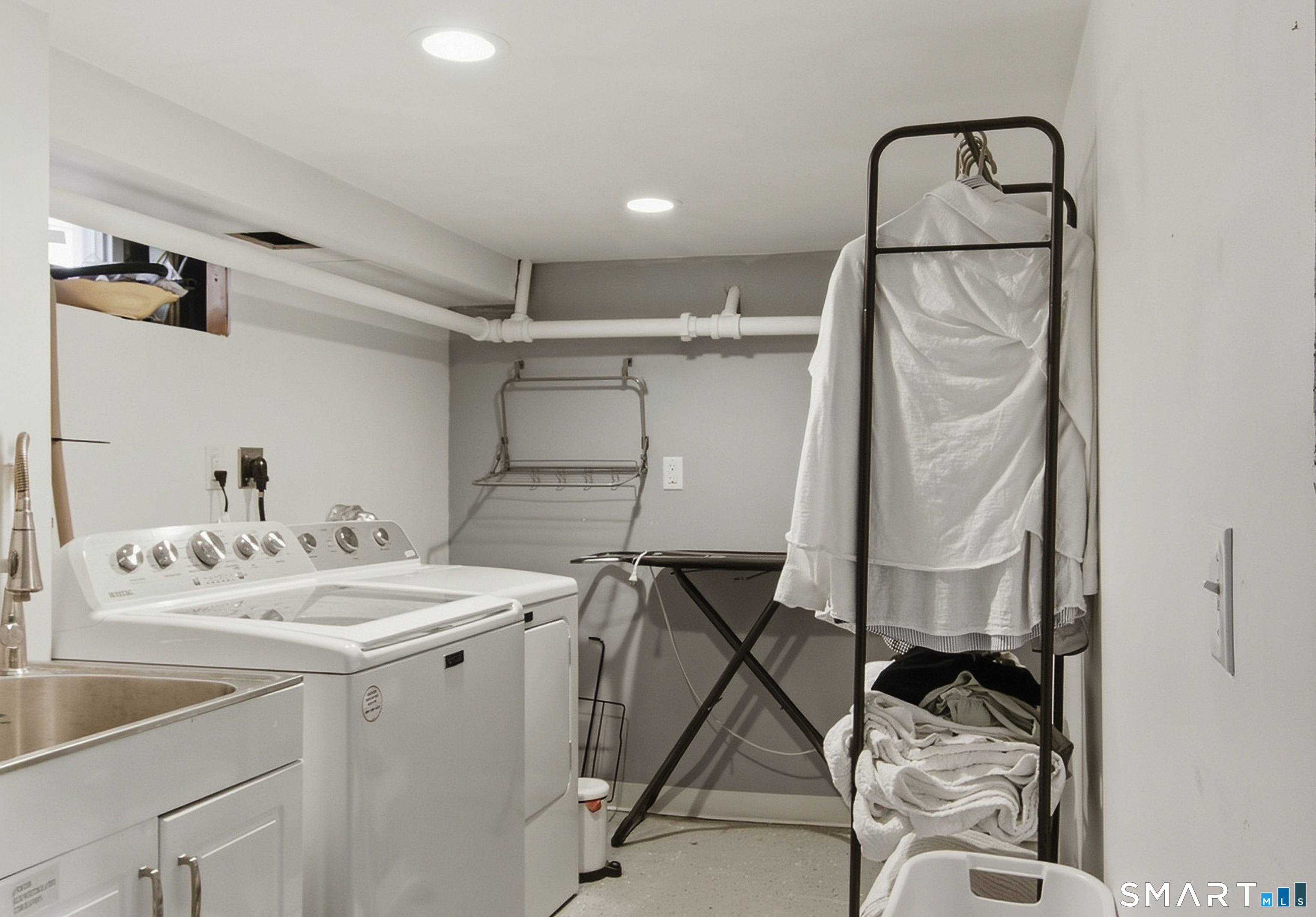 68 Beverly Road photo 17