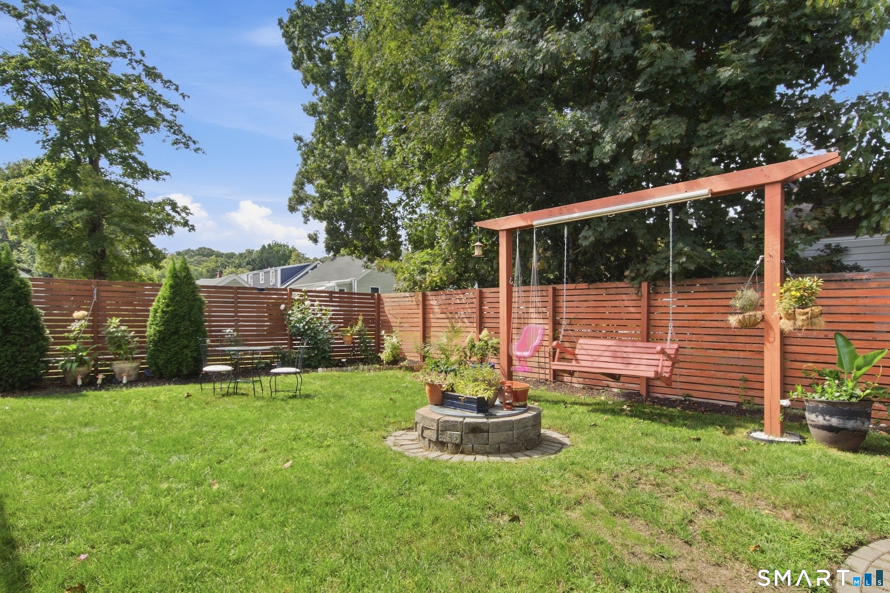 68 Beverly Road photo 20