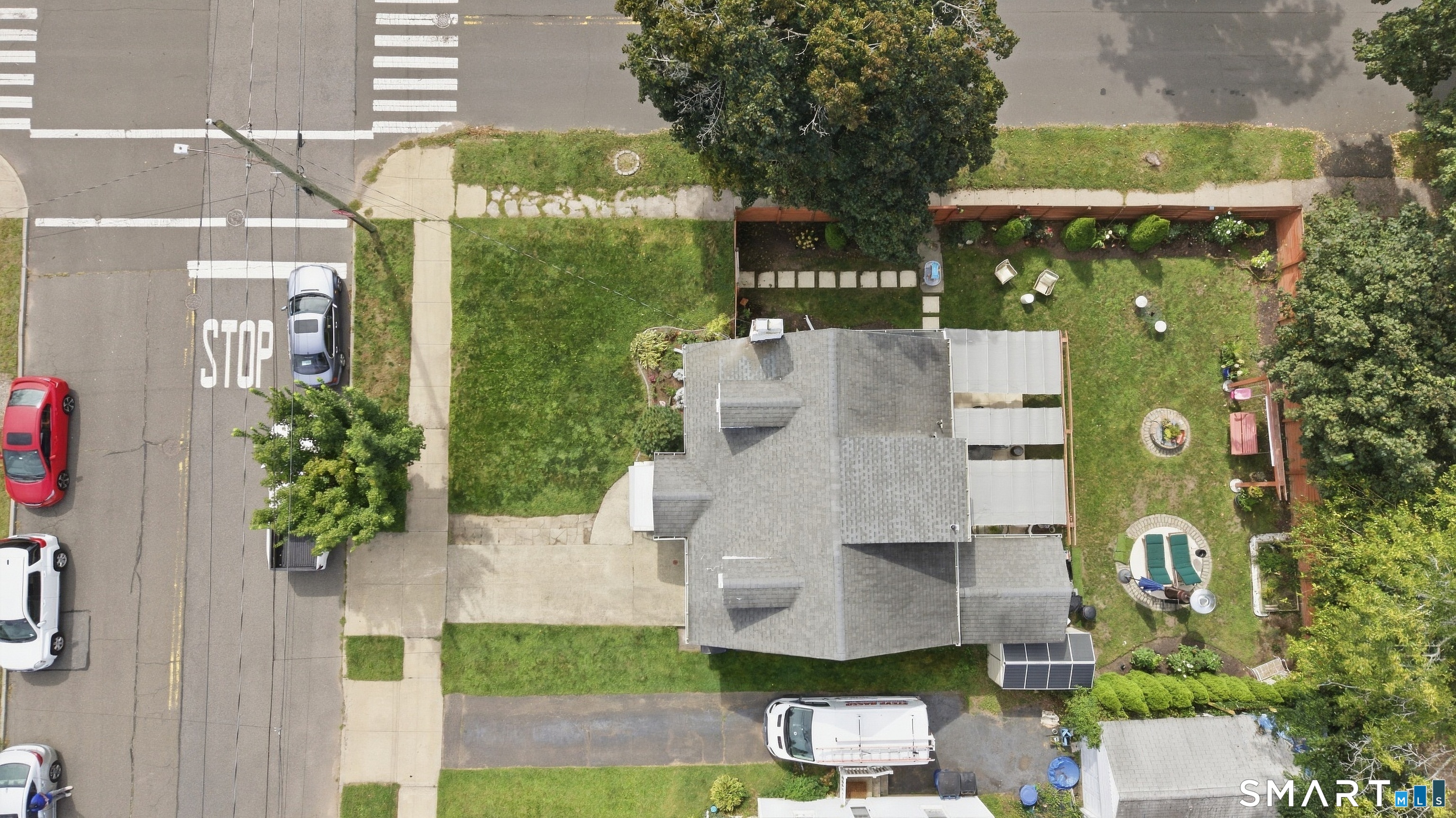 68 Beverly Road photo 23