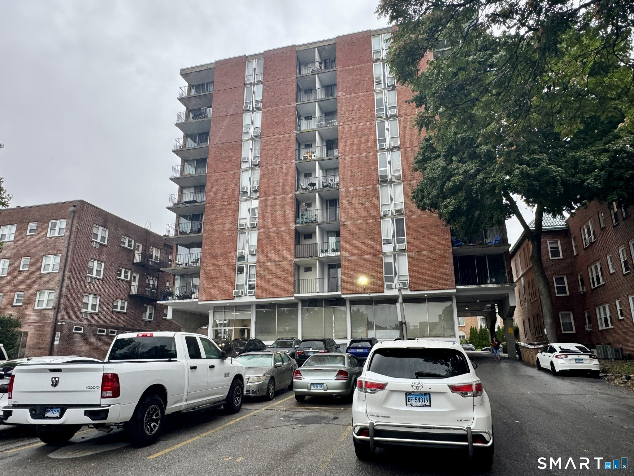 87 Glenbrook, Unit 2B photo 13