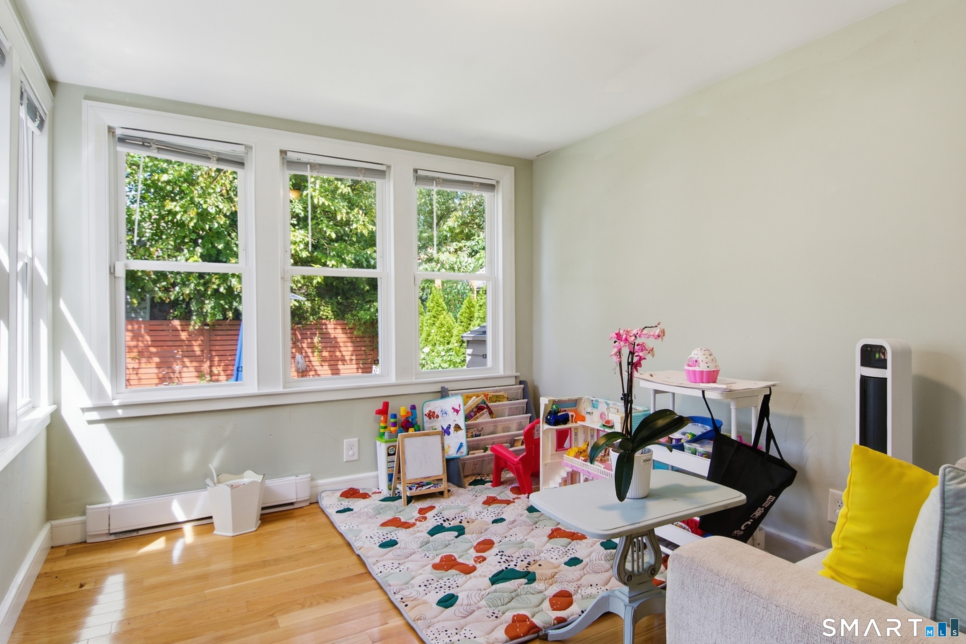 68 Beverly Road photo 13