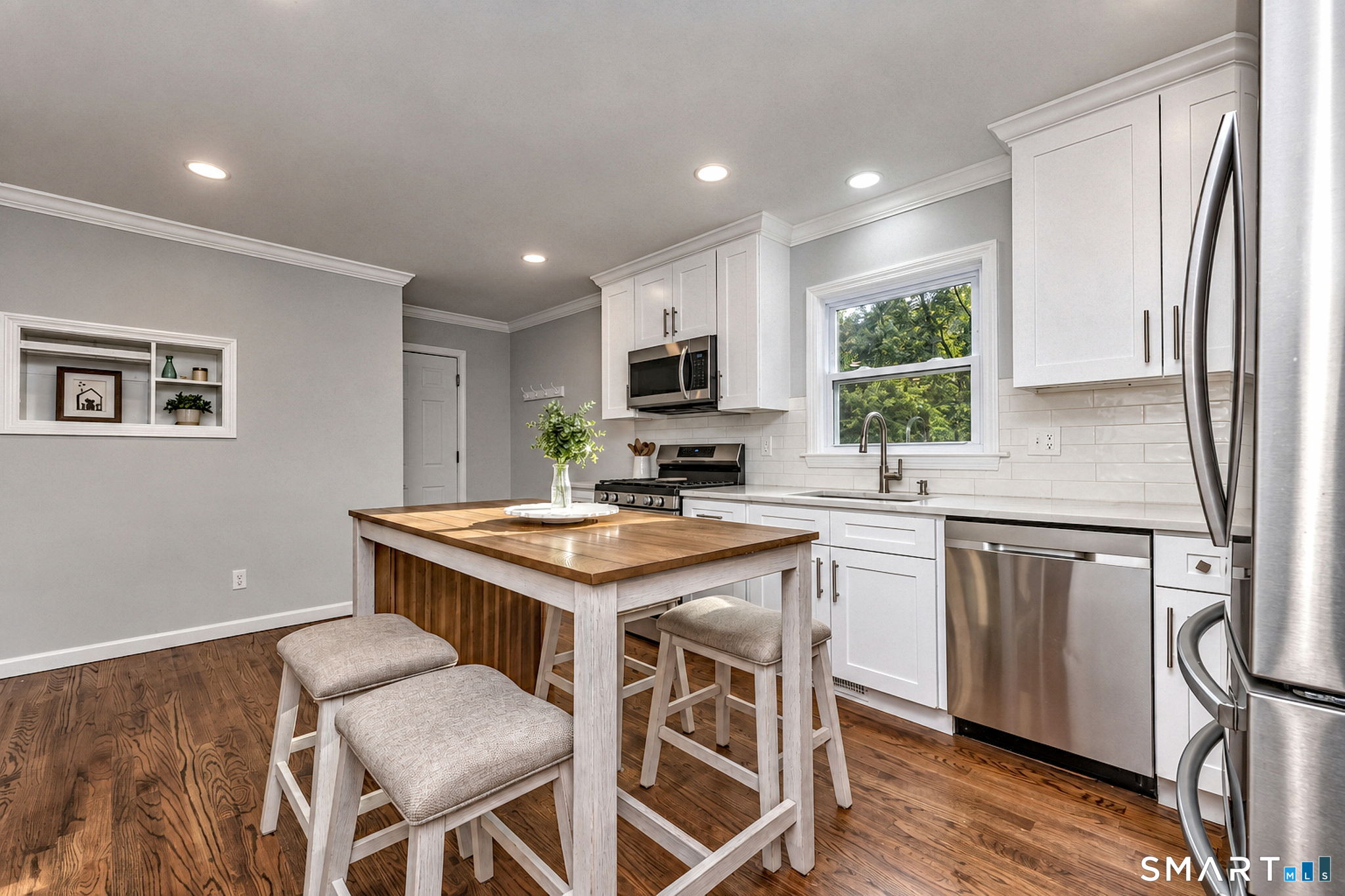 85 Walnut Street photo 12