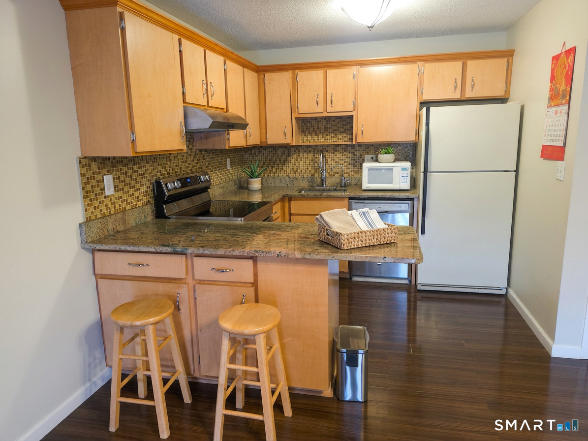 2320 Harbor View Drive Unit #2320 photo 15