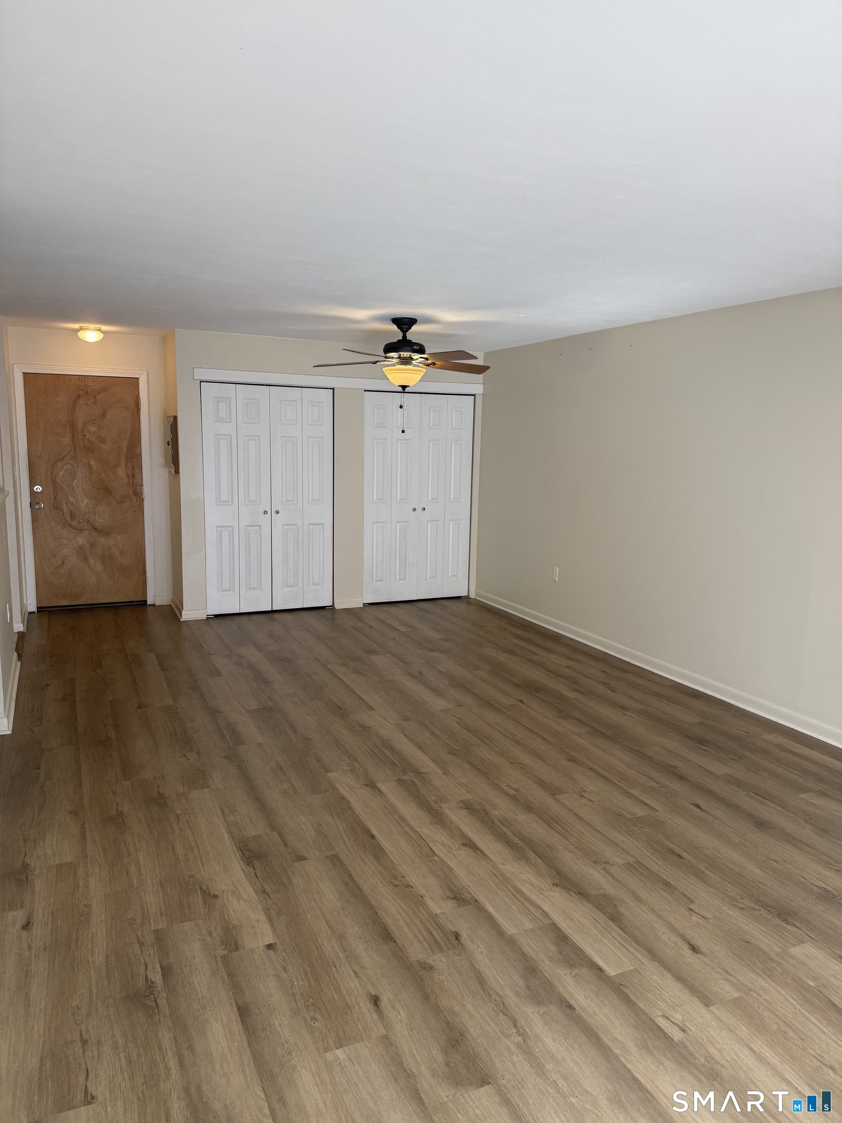 2306 Cromwell Hills Drive photo 3
