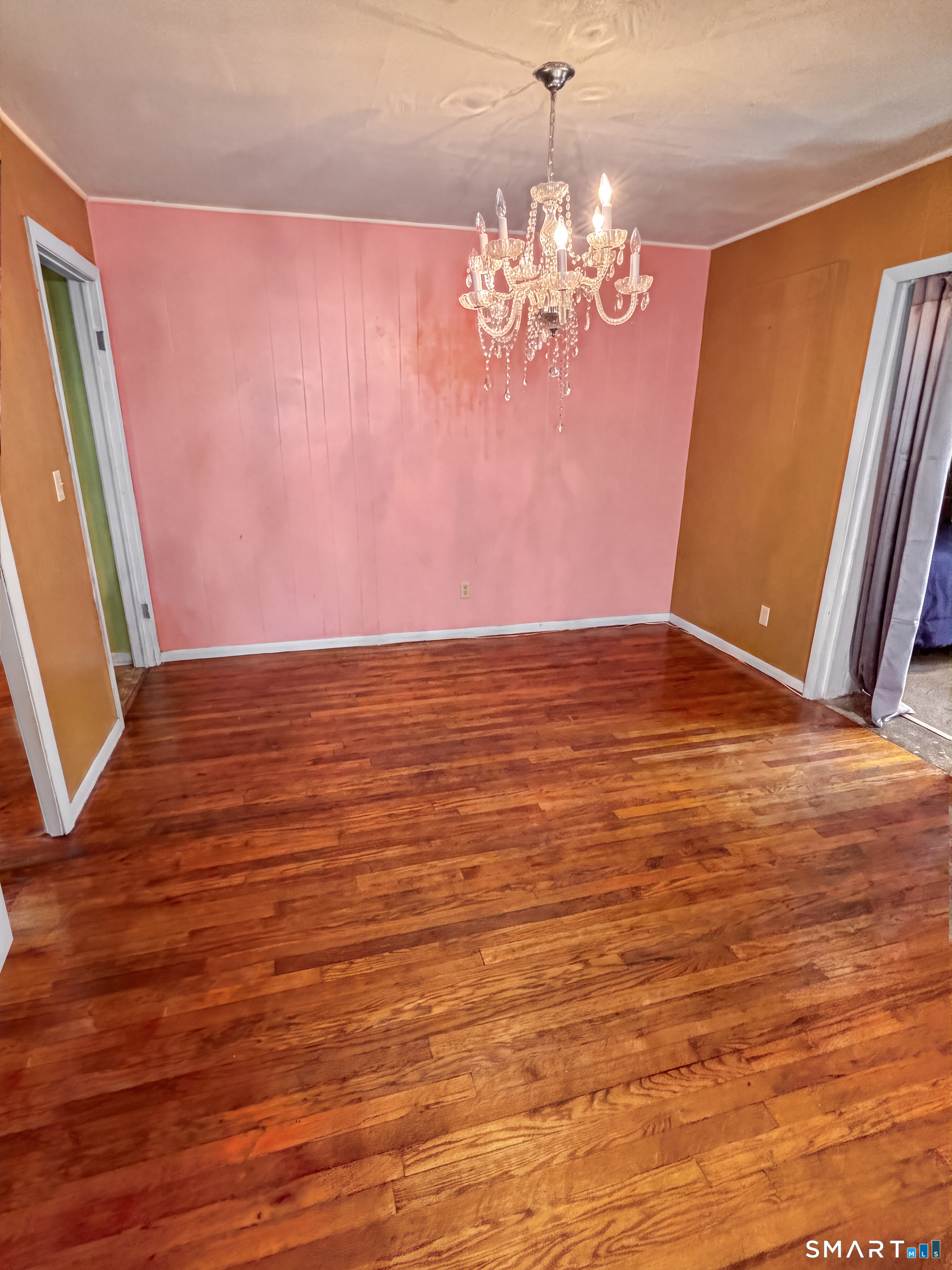 285 Charles Street photo 16