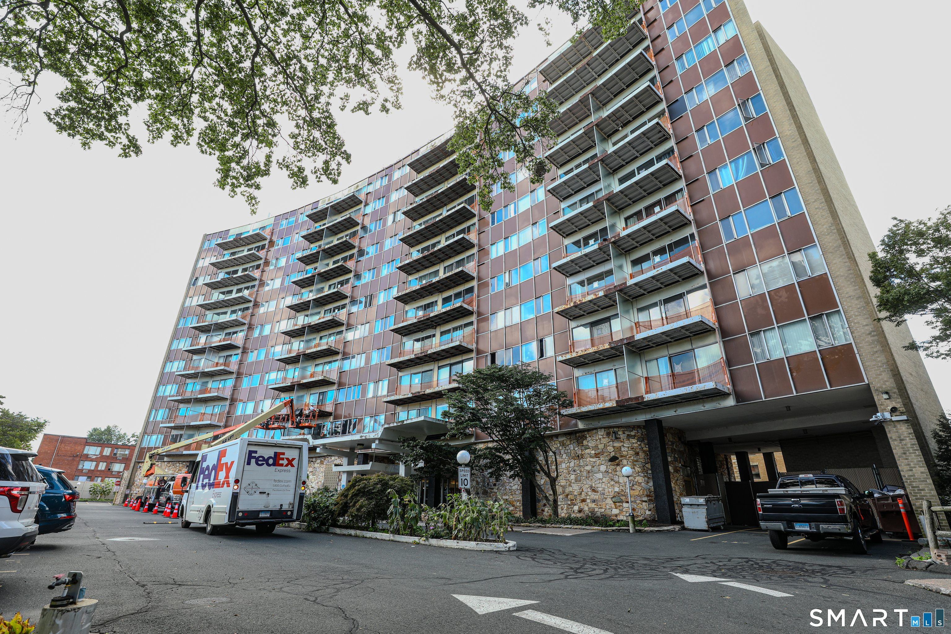 30 Woodland Street, #5F, Hartford, CT 06105