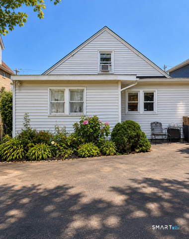 285 Charles Street photo 4