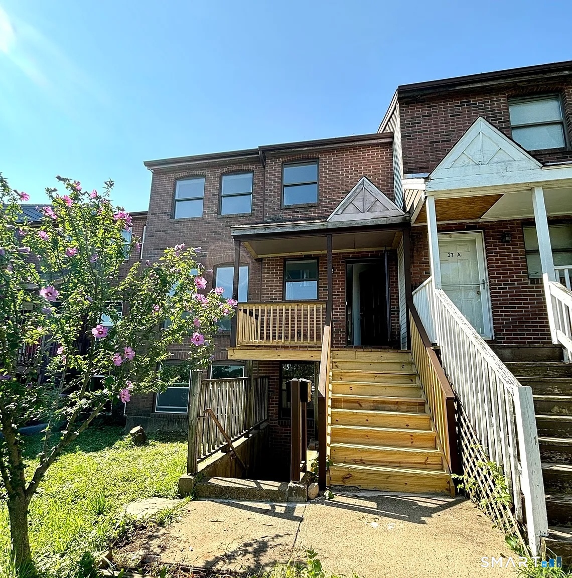 39 Elliott Street East Unit #B