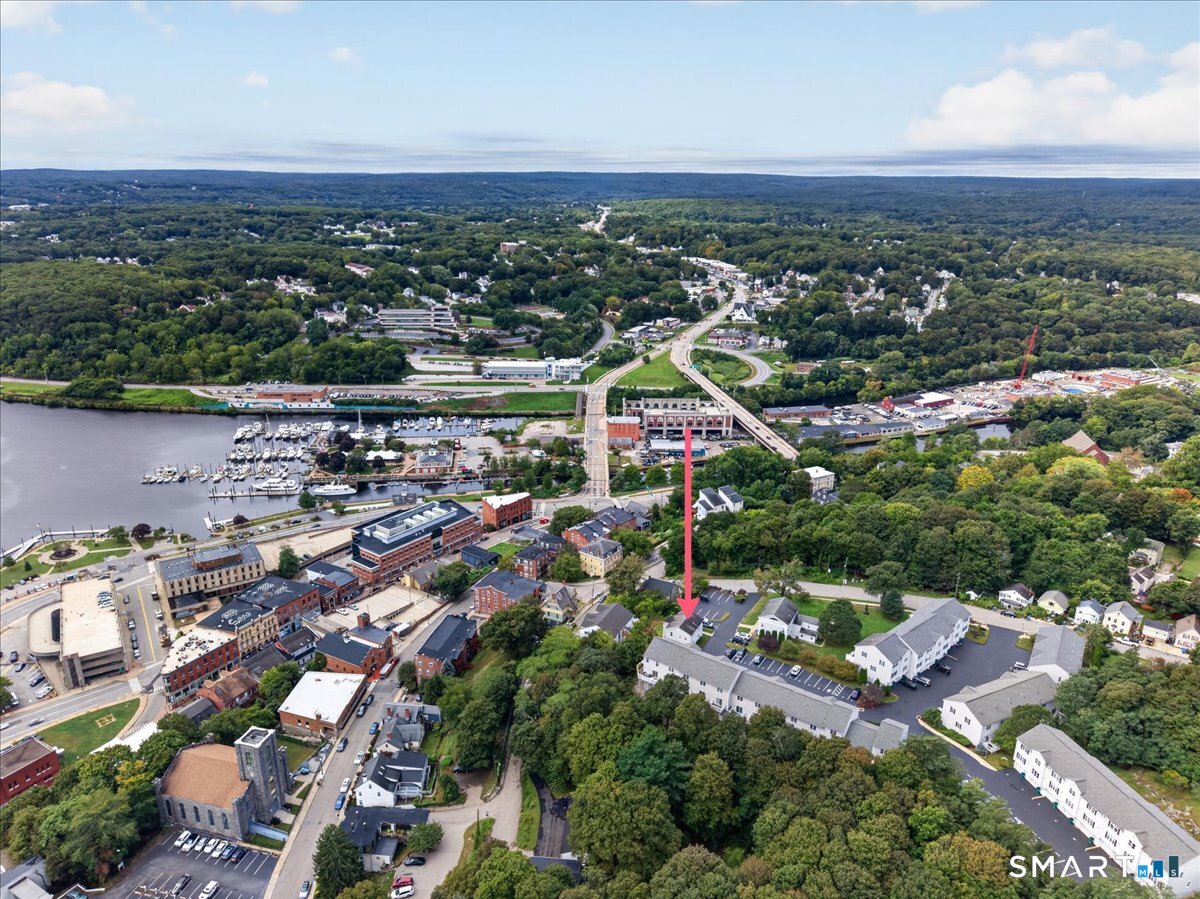 1 Harbor View Lane, #1, Norwich, CT 06360