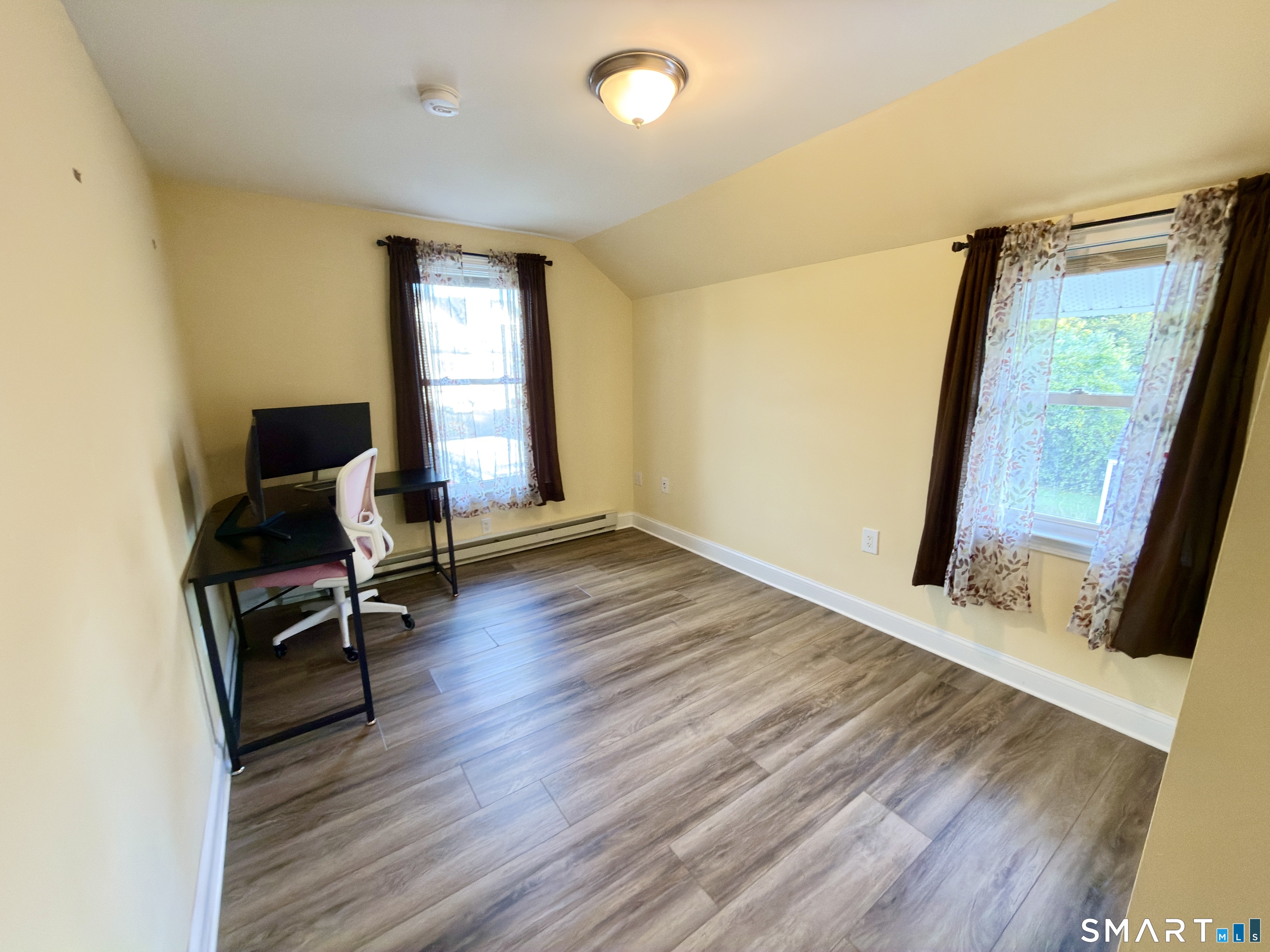 70 Broad Place photo 12