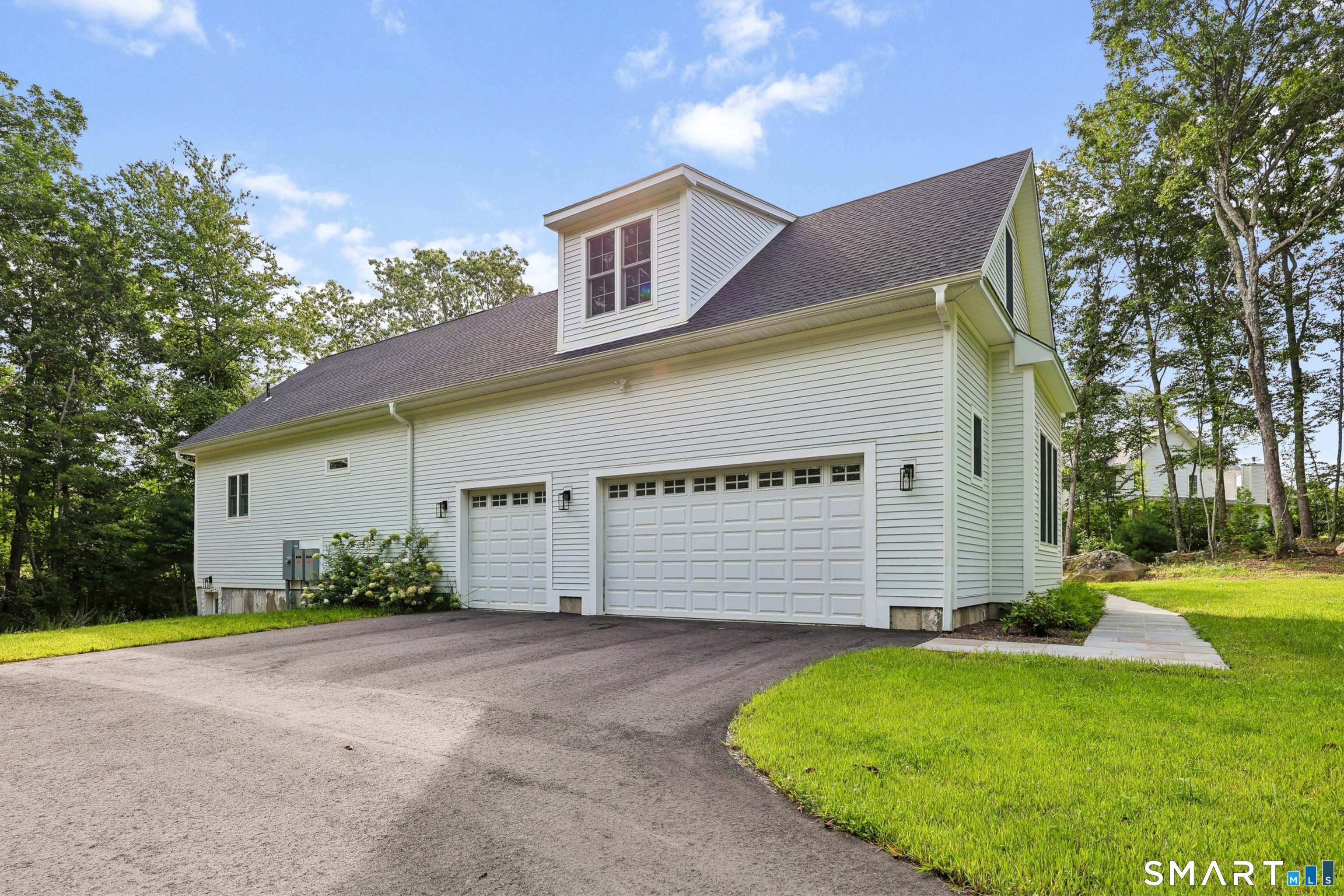 30-1 Lords Meadow Lane, Laysville, Old Lyme, CT 06371