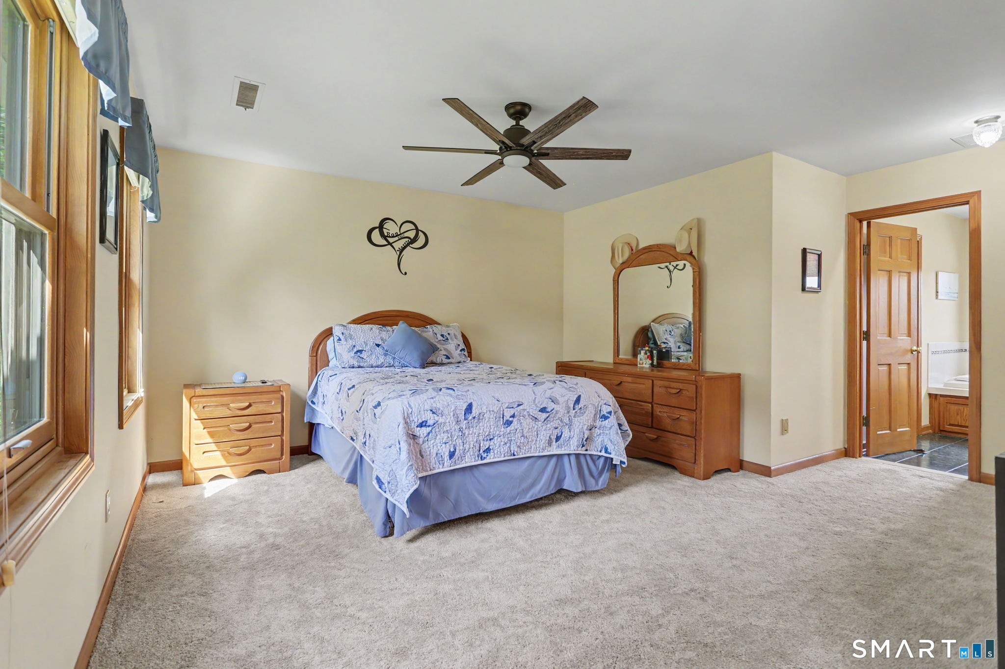 94 Tomlinson Road photo 18