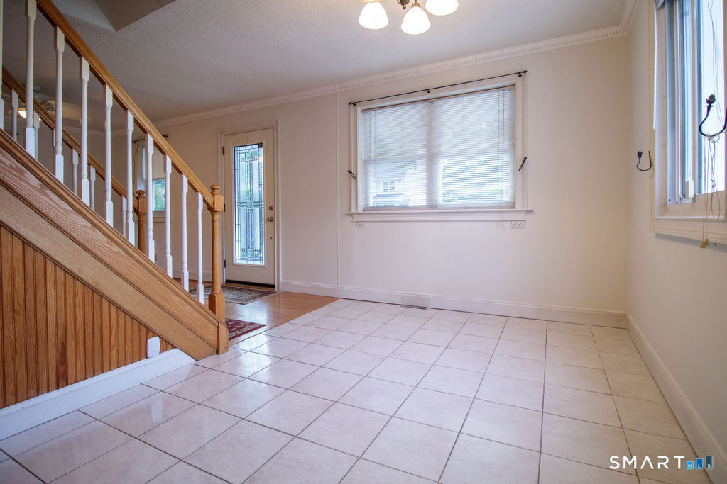 173 Stillwell Drive photo 12