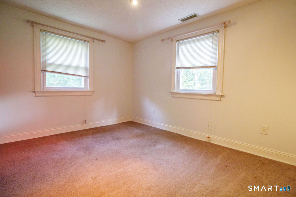 173 Stillwell Drive photo 18