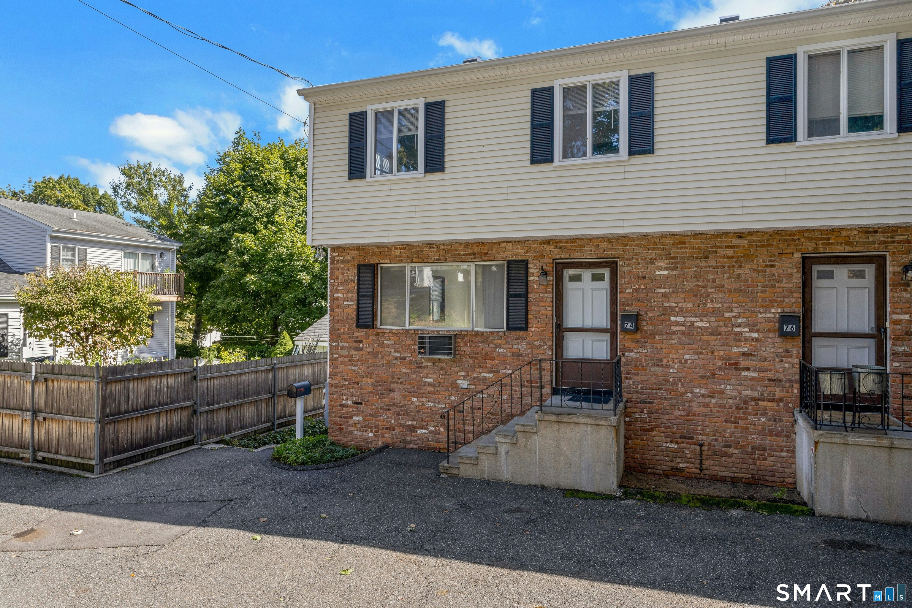 74 Coolidge Avenue photo 13