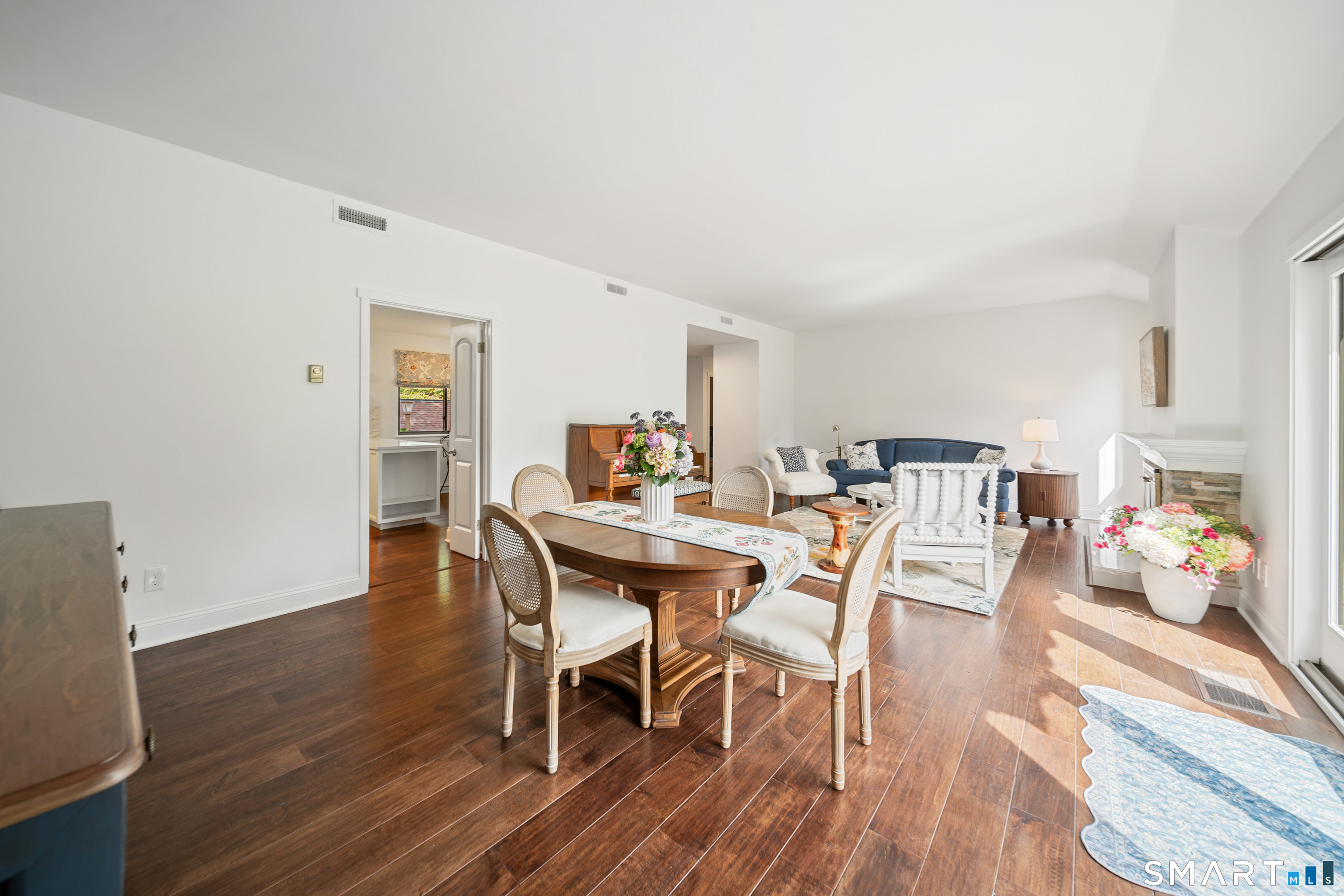 633 Heritage Village Unit #A photo 10