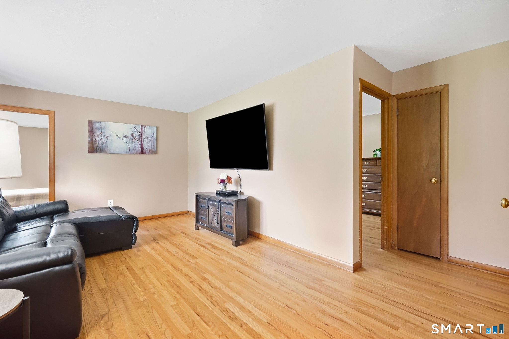 60 Hartl Drive photo 9