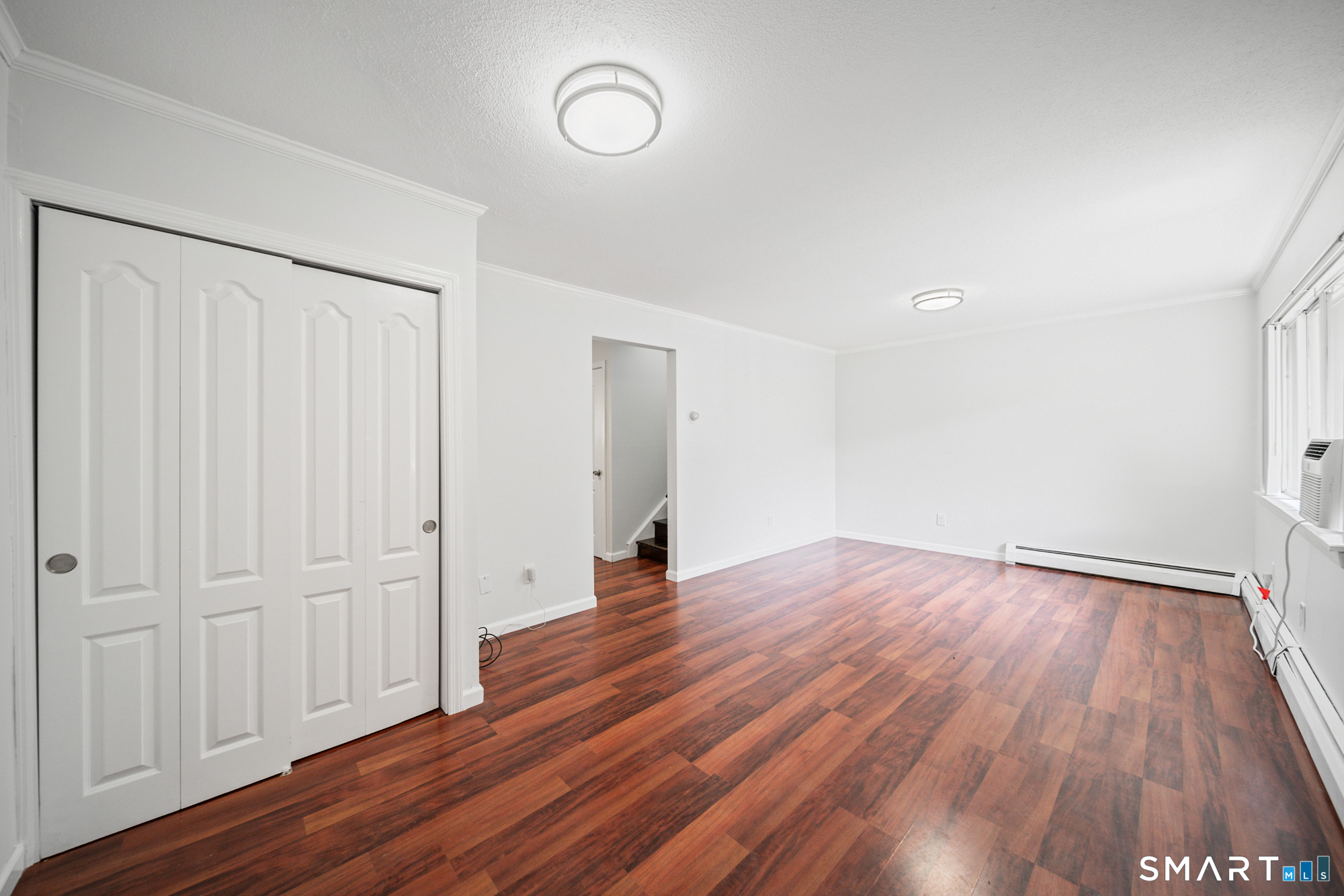 232 Oakville Avenue Unit #H photo 3