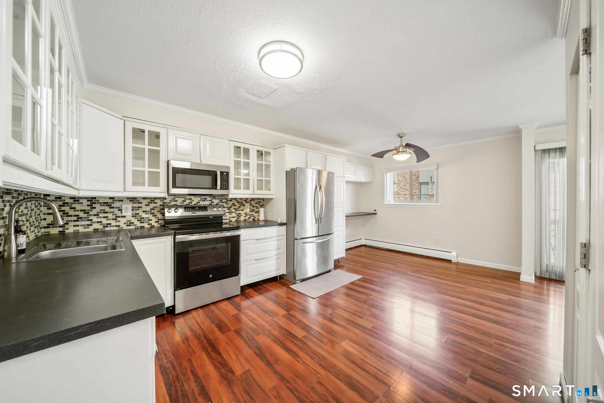 232 Oakville Avenue Unit #H photo 6
