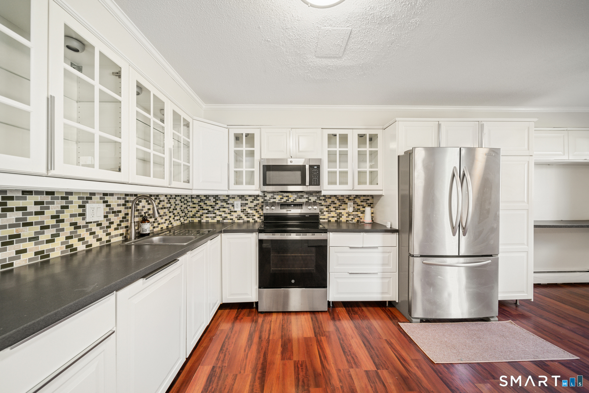 232 Oakville Avenue Unit #H photo 7