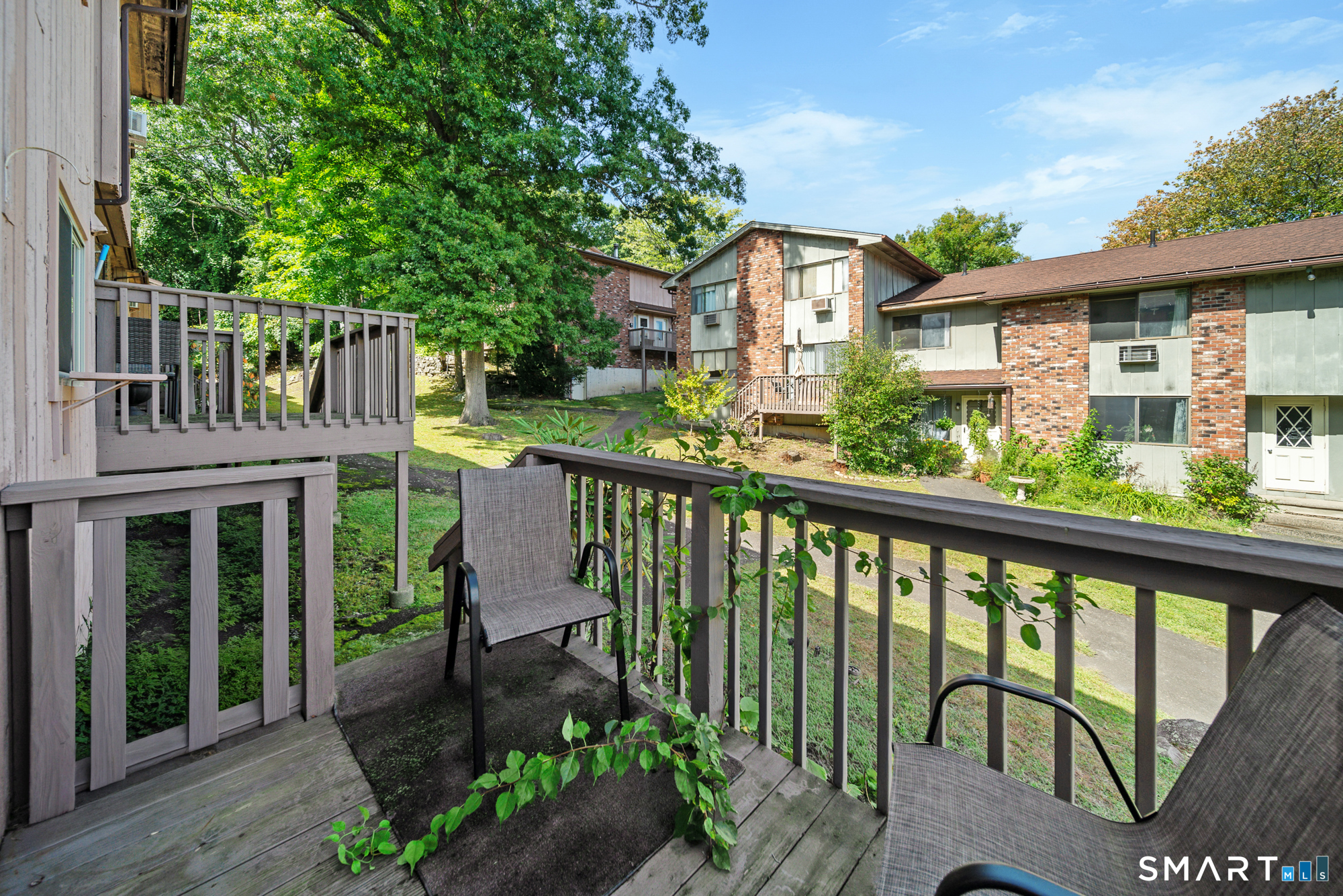 232 Oakville Avenue Unit #H photo 30