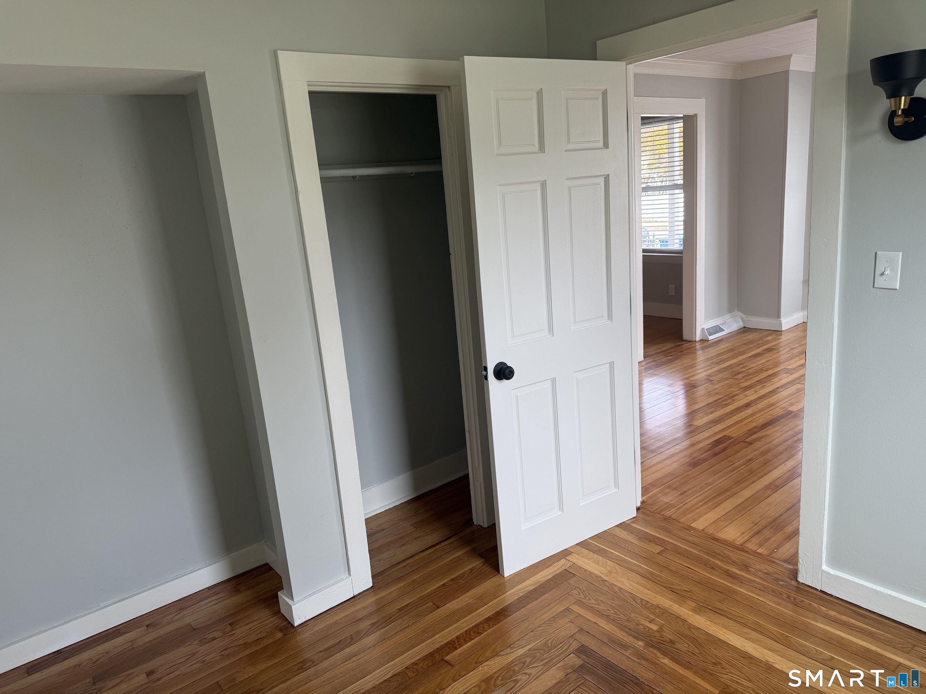 159 Hickory Street photo 5