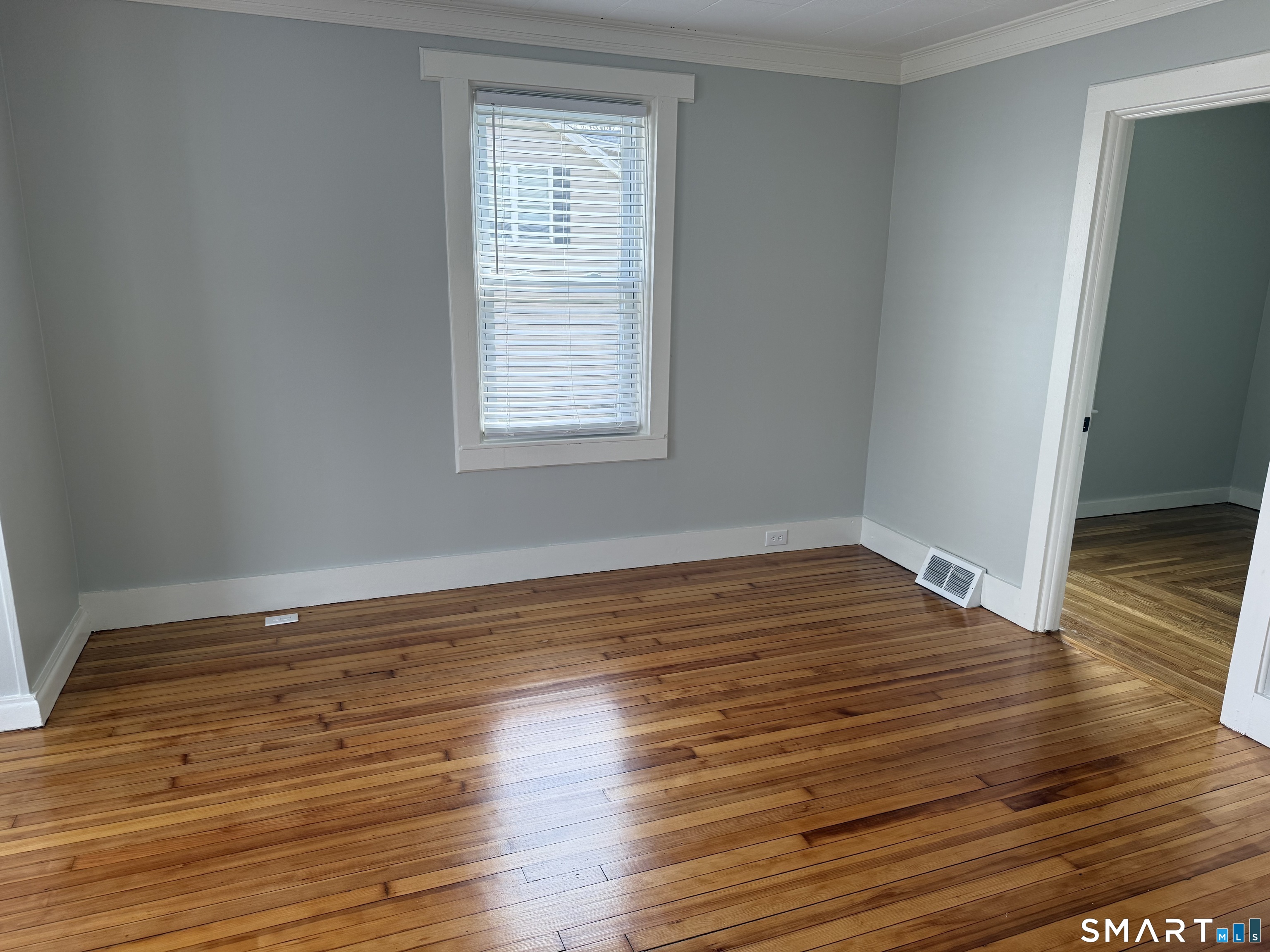 159 Hickory Street photo 3