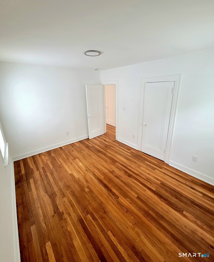 82 Helen Street photo 12
