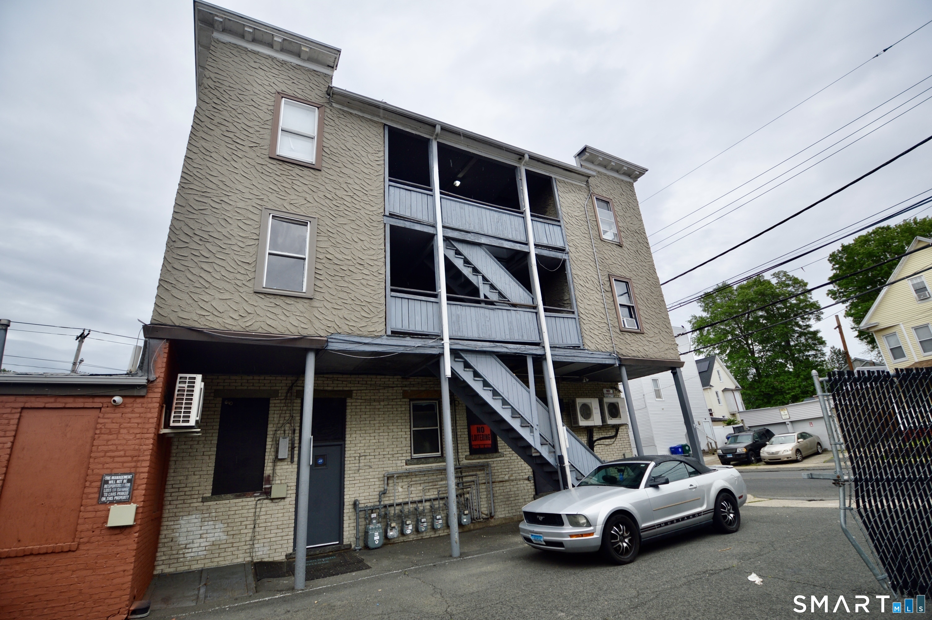 2343 Barnum Avenue Unit #B photo 13