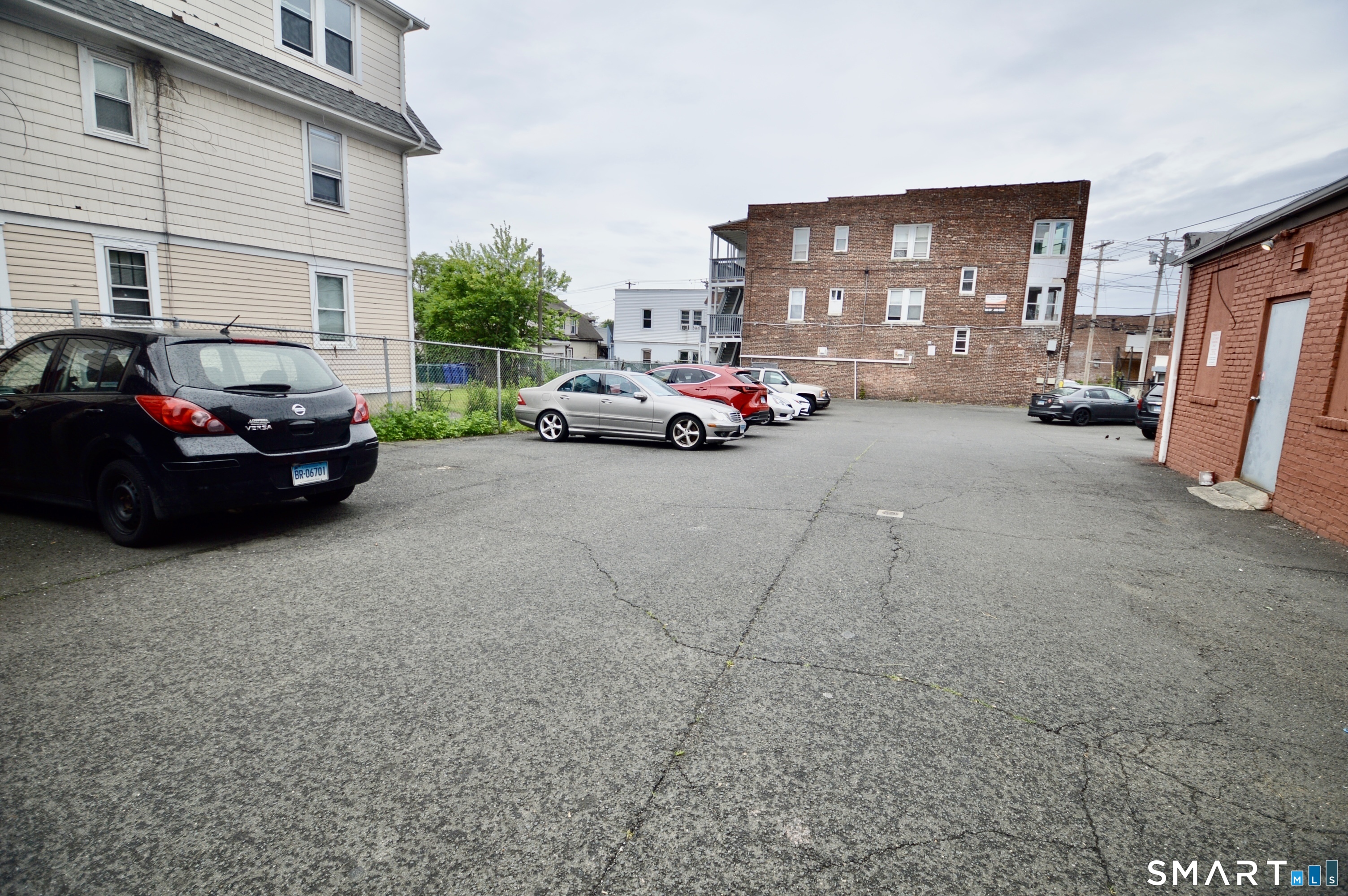 2343 Barnum Avenue Unit #B photo 14