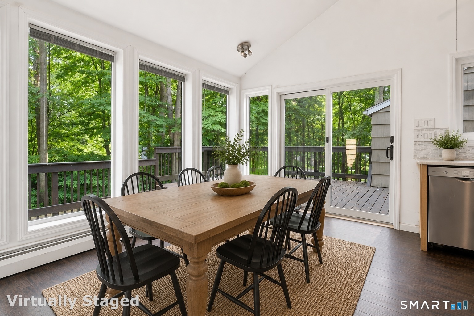 132 Laurel Street photo 10