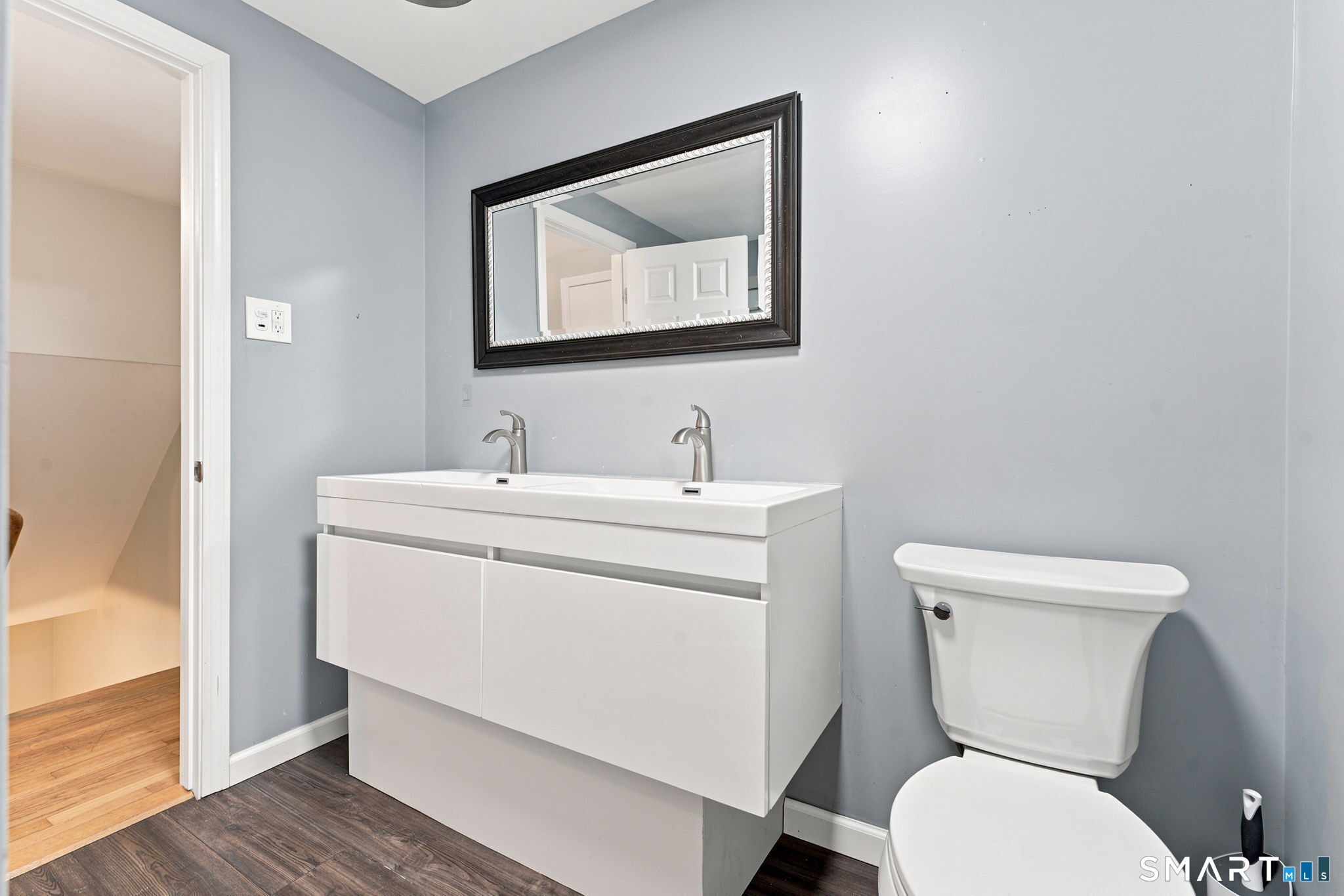 132 Laurel Street photo 23