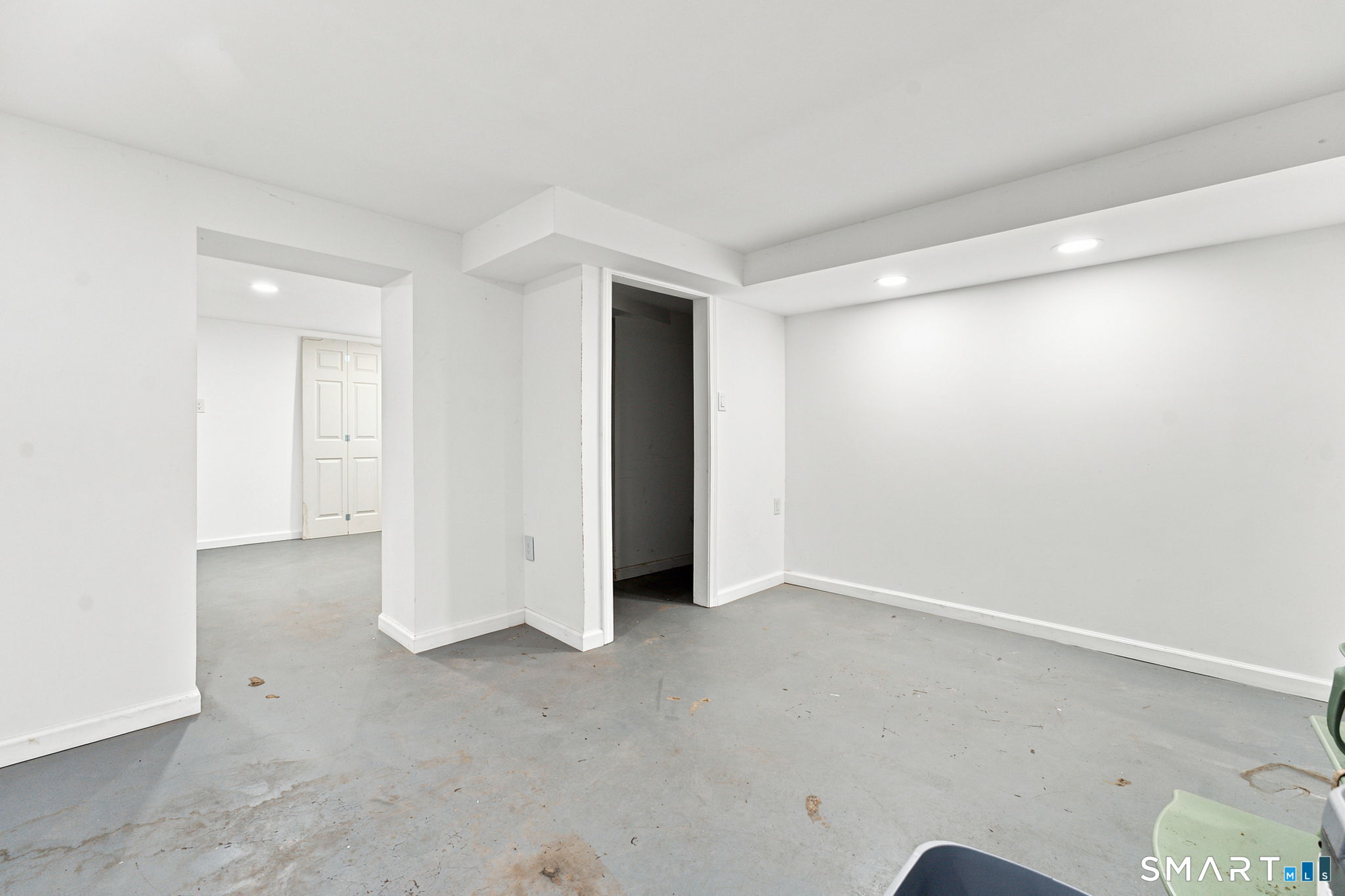 132 Laurel Street photo 33