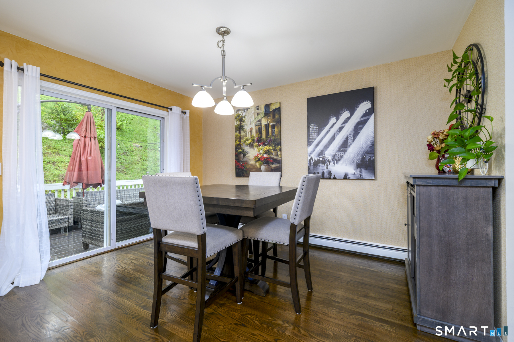 108 Perry Drive photo 6