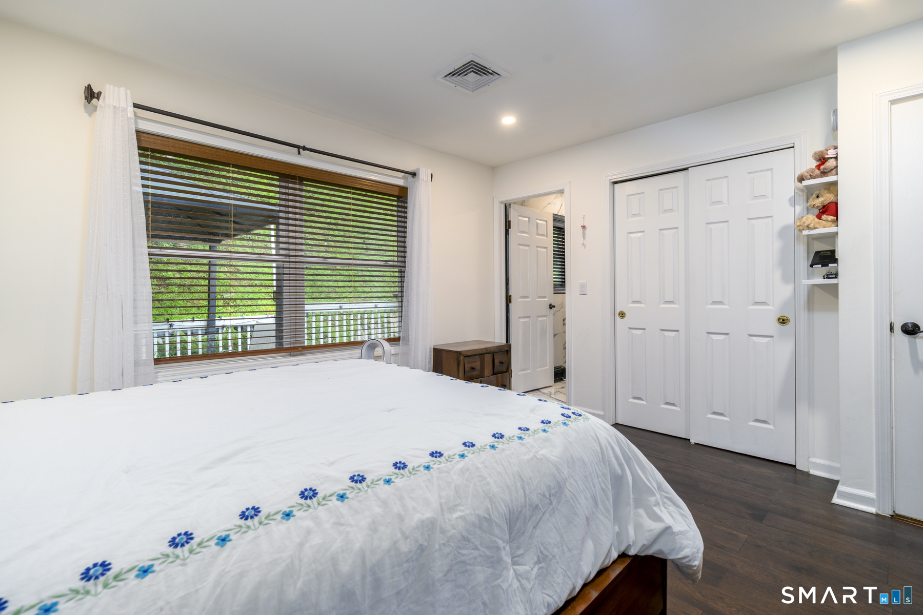 108 Perry Drive photo 11